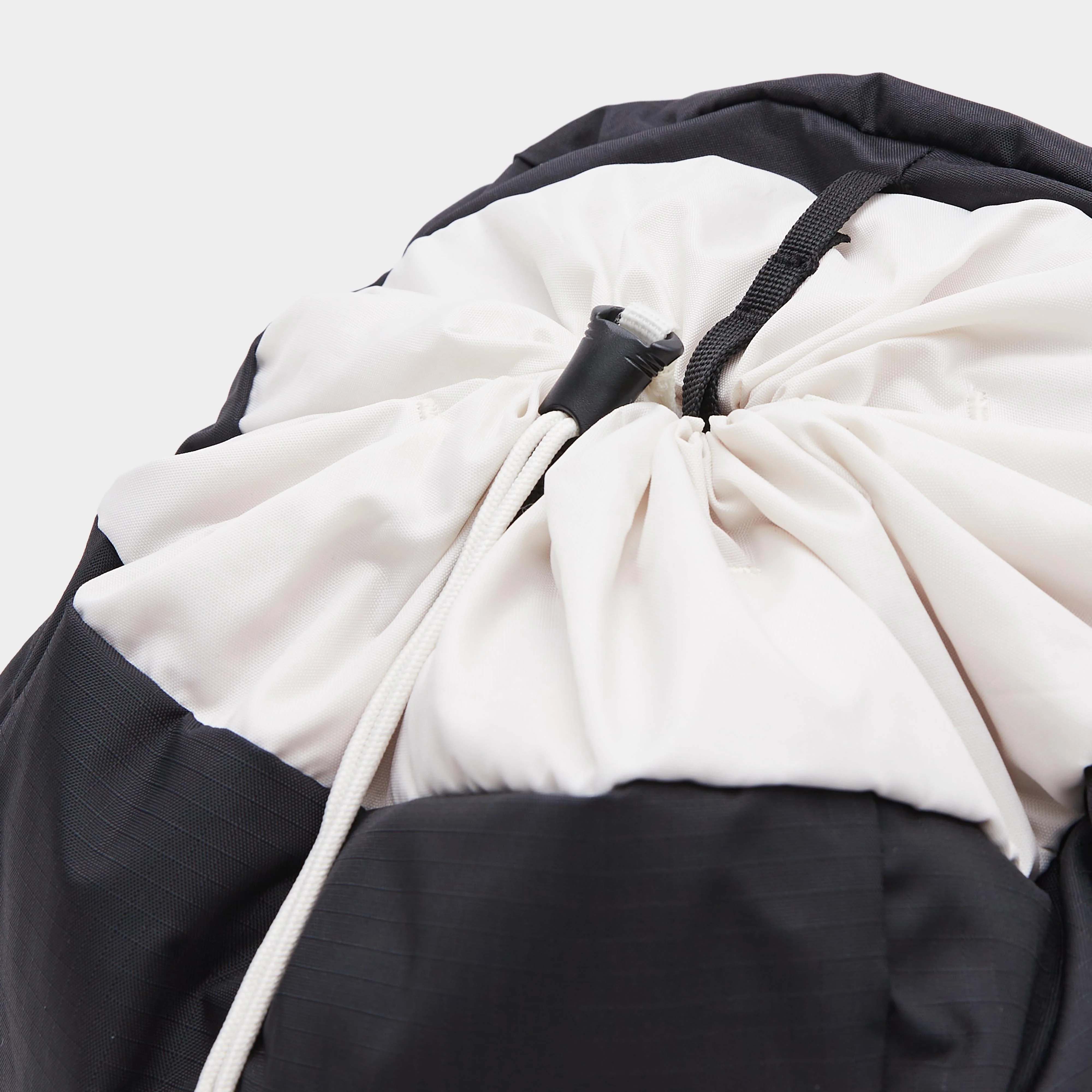 Arrow 30L Litre Rucksack - Image 6