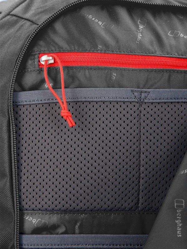 TwentyFourSeven 30 Litre Daysack - Image 3