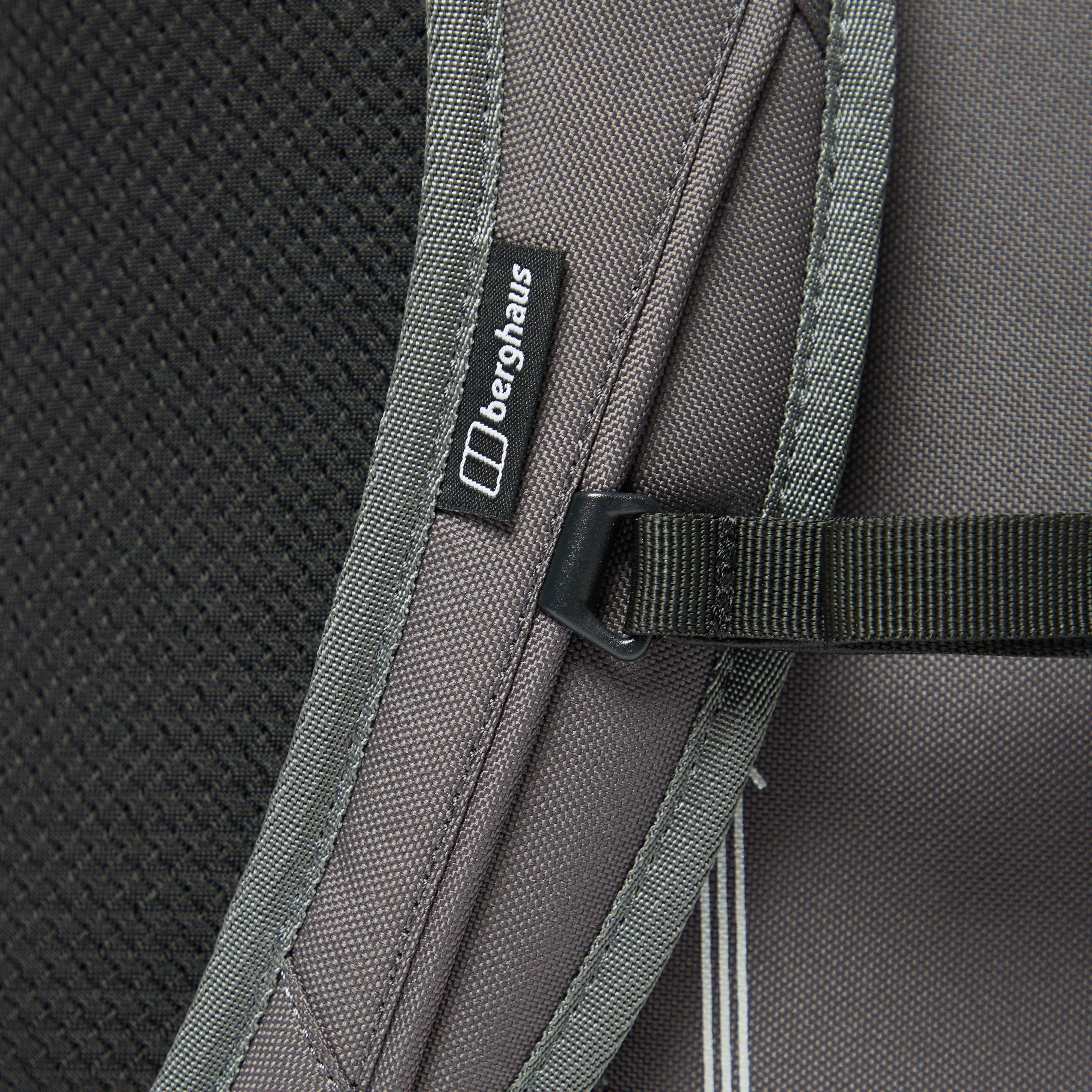 TwentyFourSeven 30 Litre Daysack - Image 13