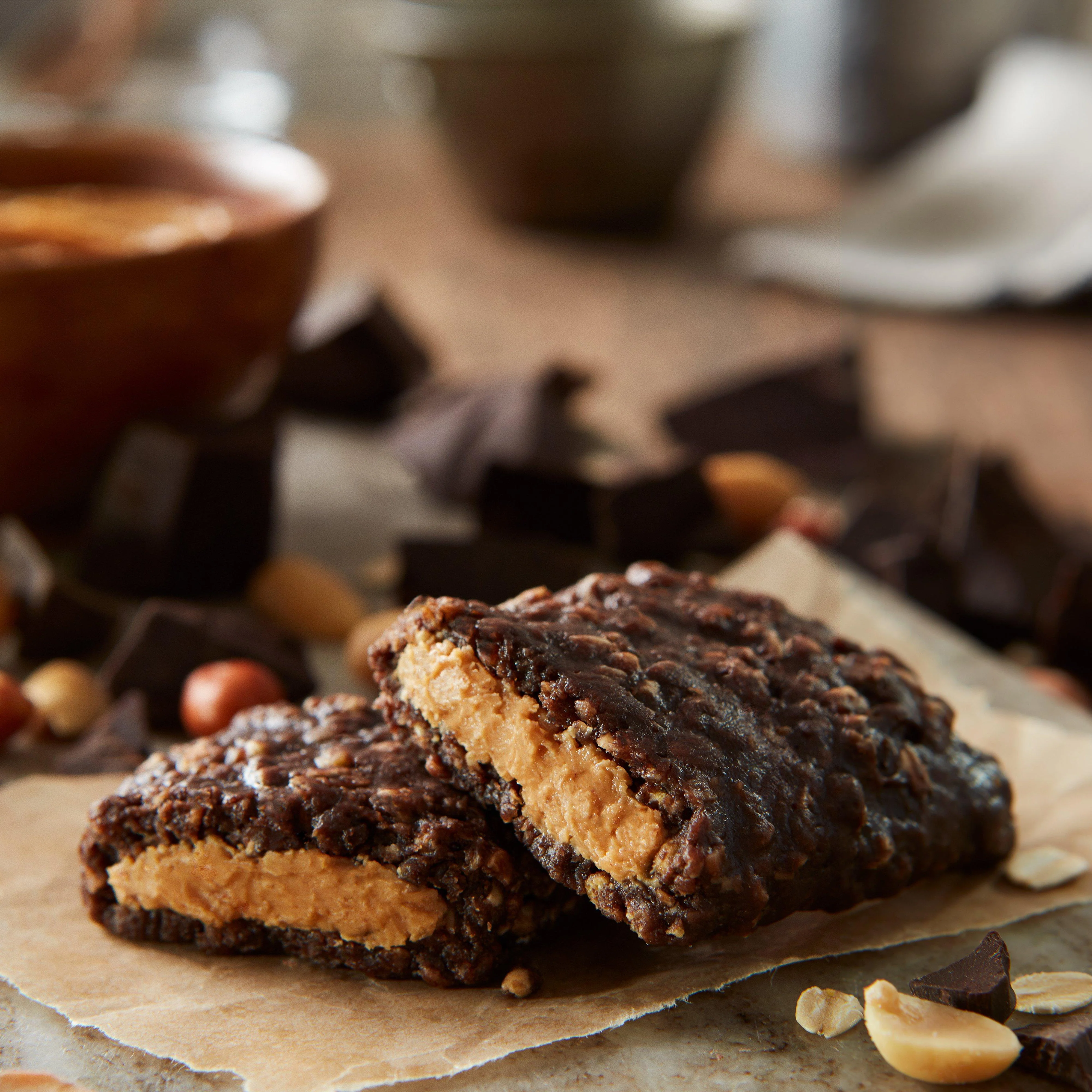 Nut Butter Filled Energy Bar (Chocolate & Peanut Butter) 50g - Image 2