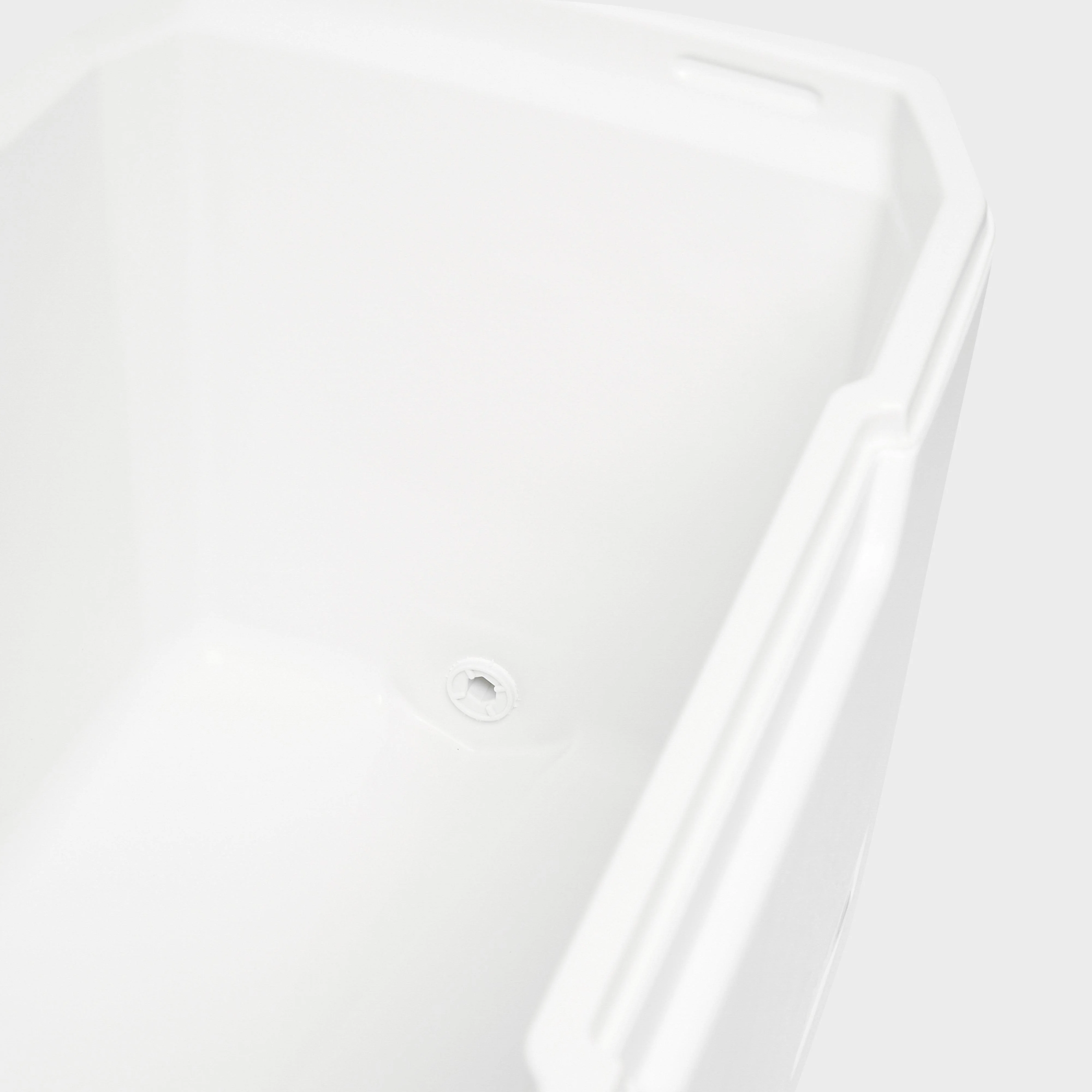 70QT Xtreme® Marine Cooler - Image 5
