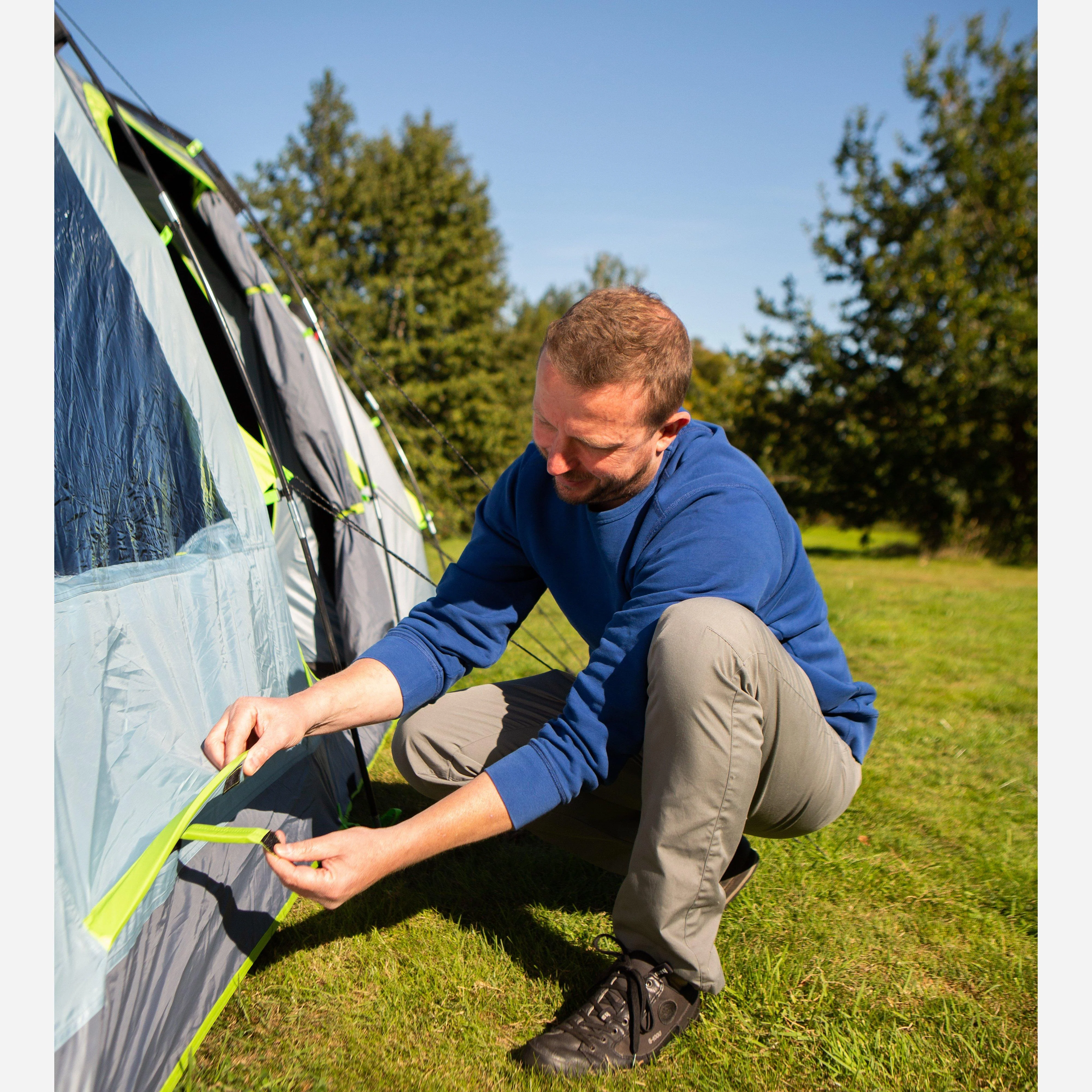 Meadowood 4 Person Large Tent With Blackout Bedrooms - Image 5