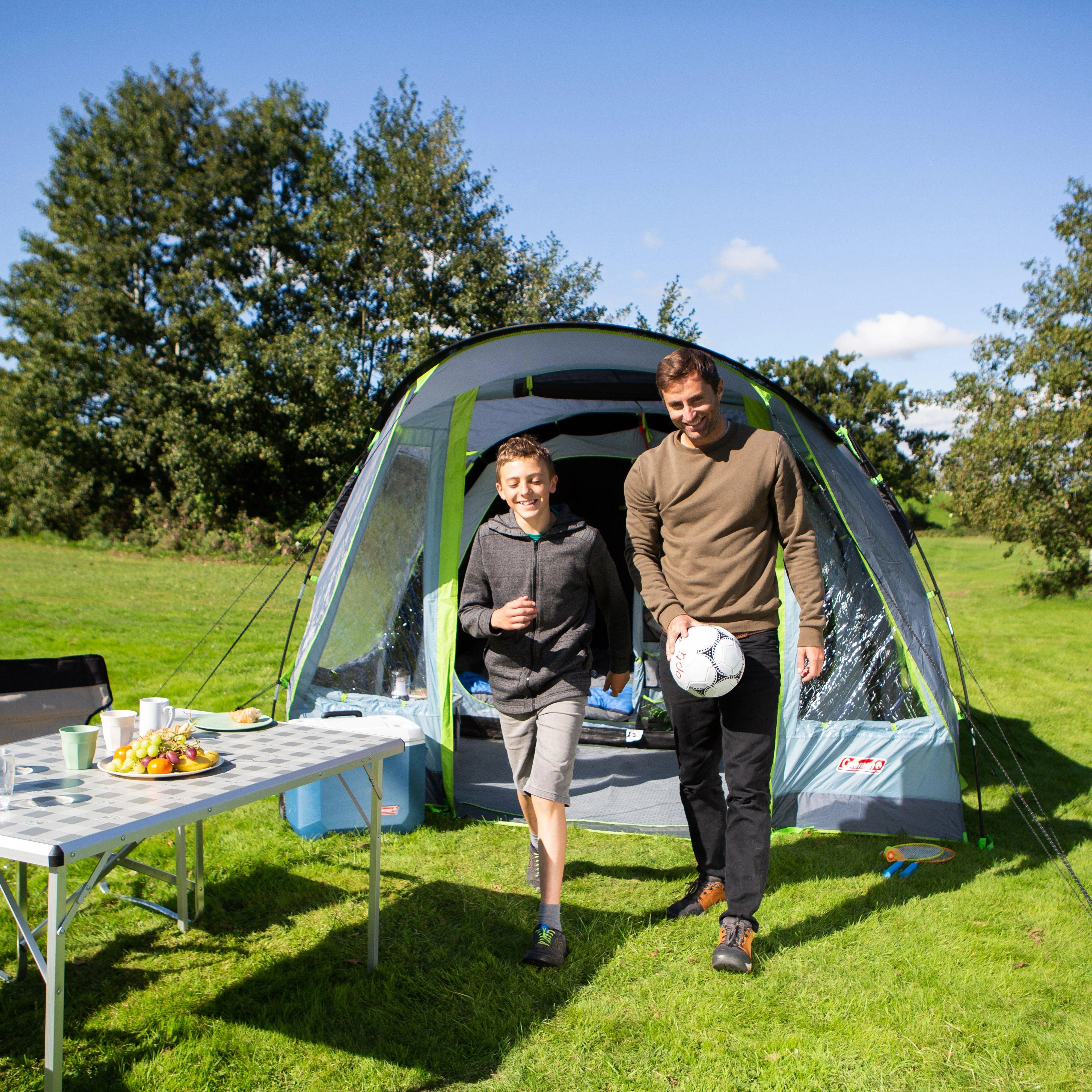 Meadowood 4 Person Tent with Blackout Bedrooms - Image 5