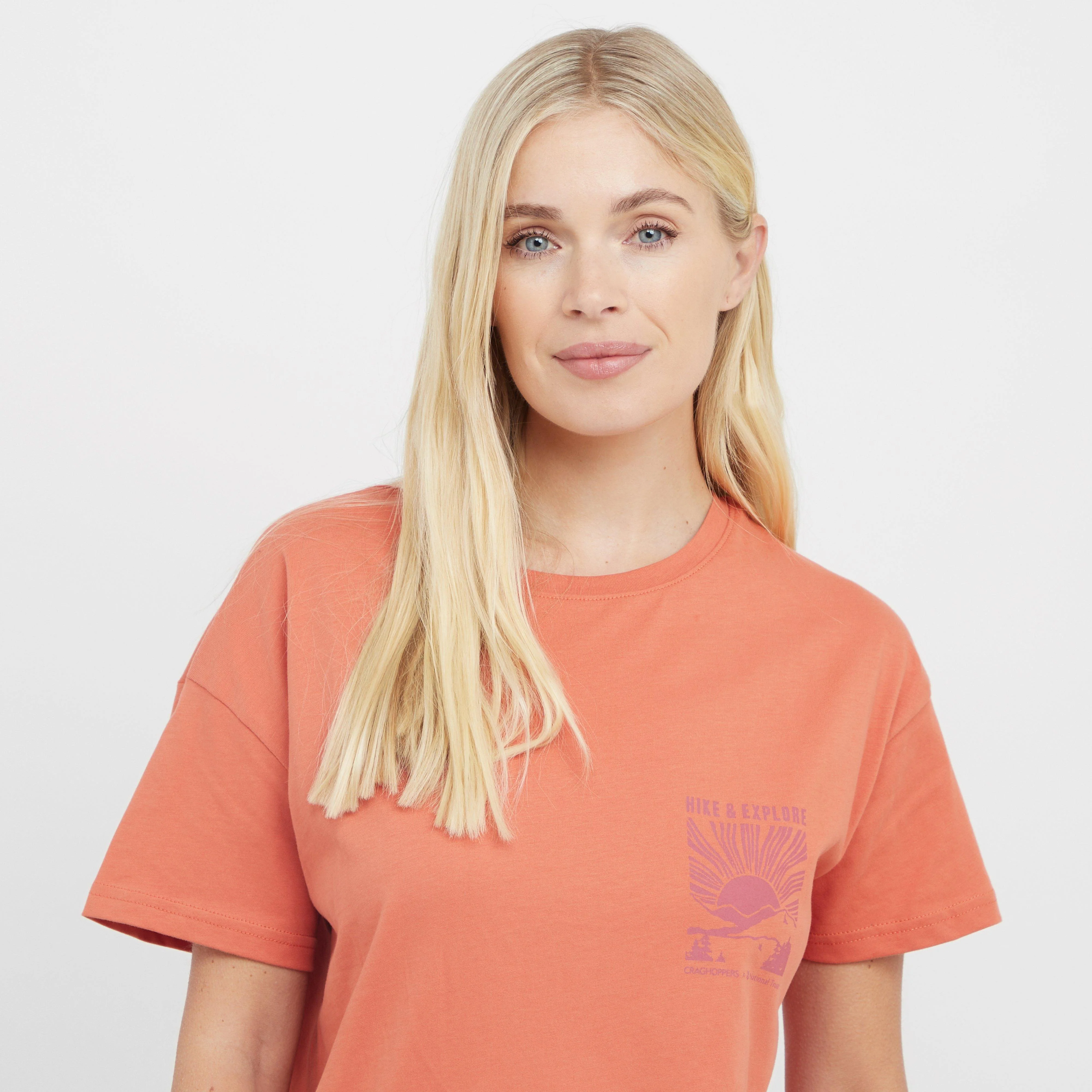 Women’s Bistort T-Shirt - Image 4