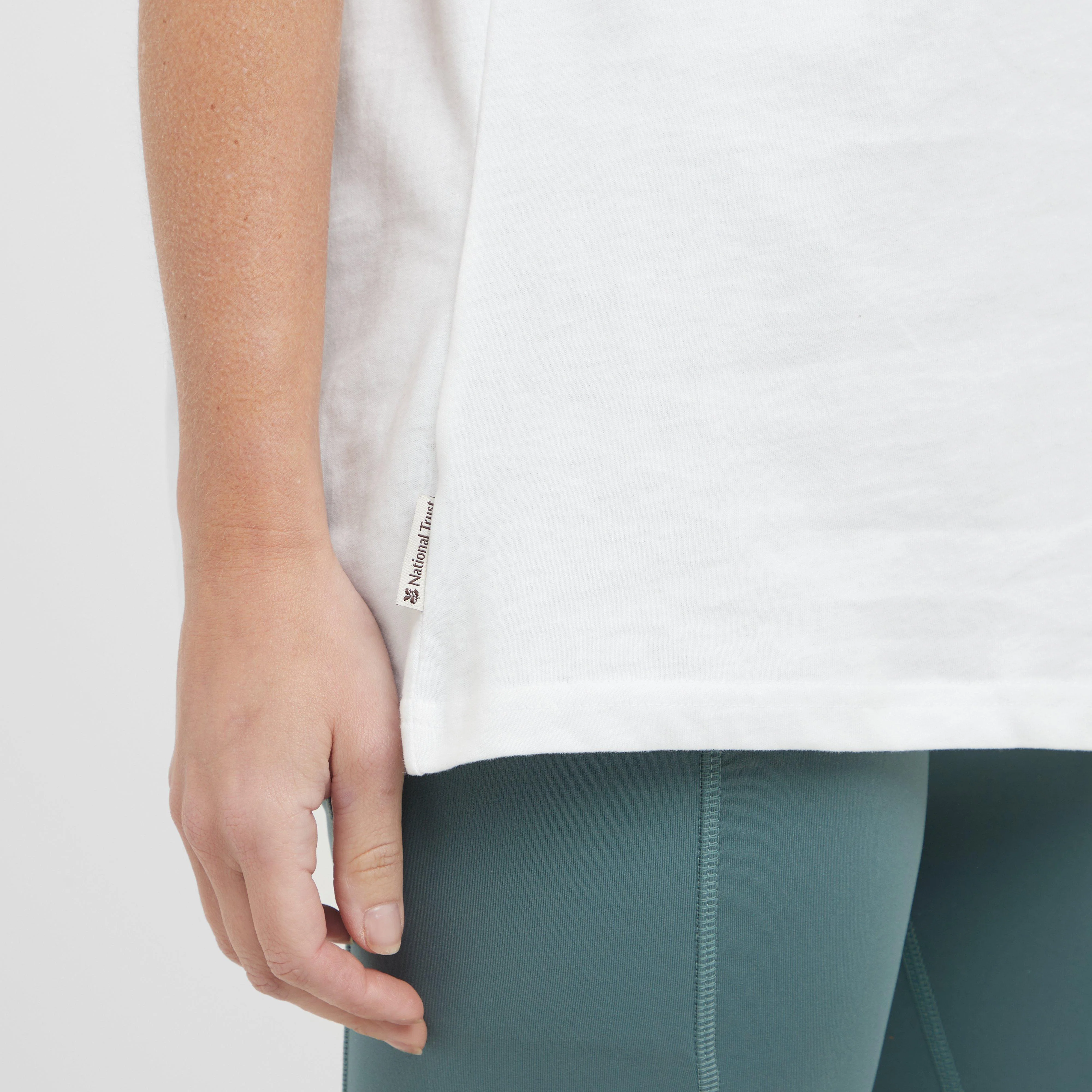 Women’s Bistort T-Shirt - Image 5