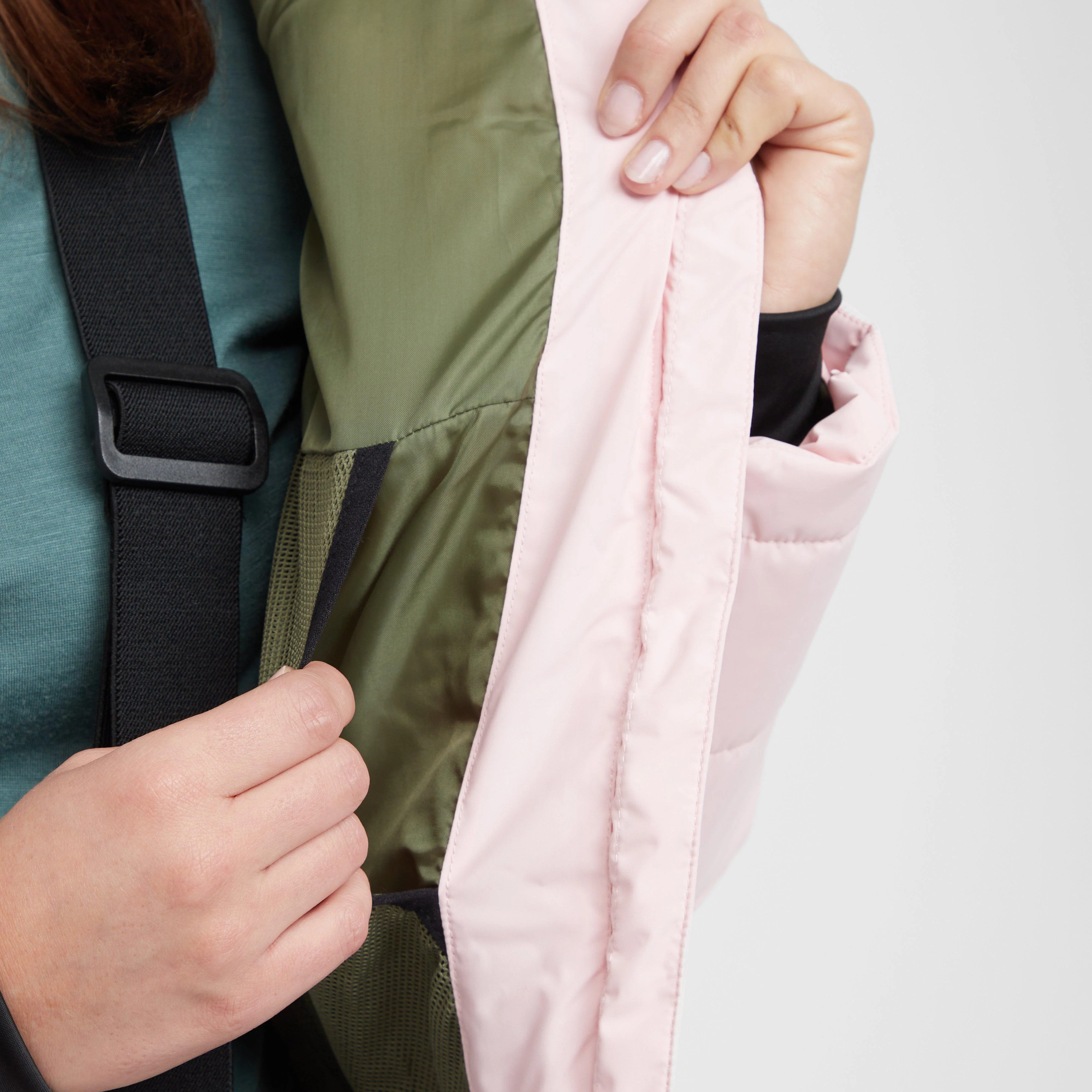 Women’s Blindside Ski Jacket - Image 13