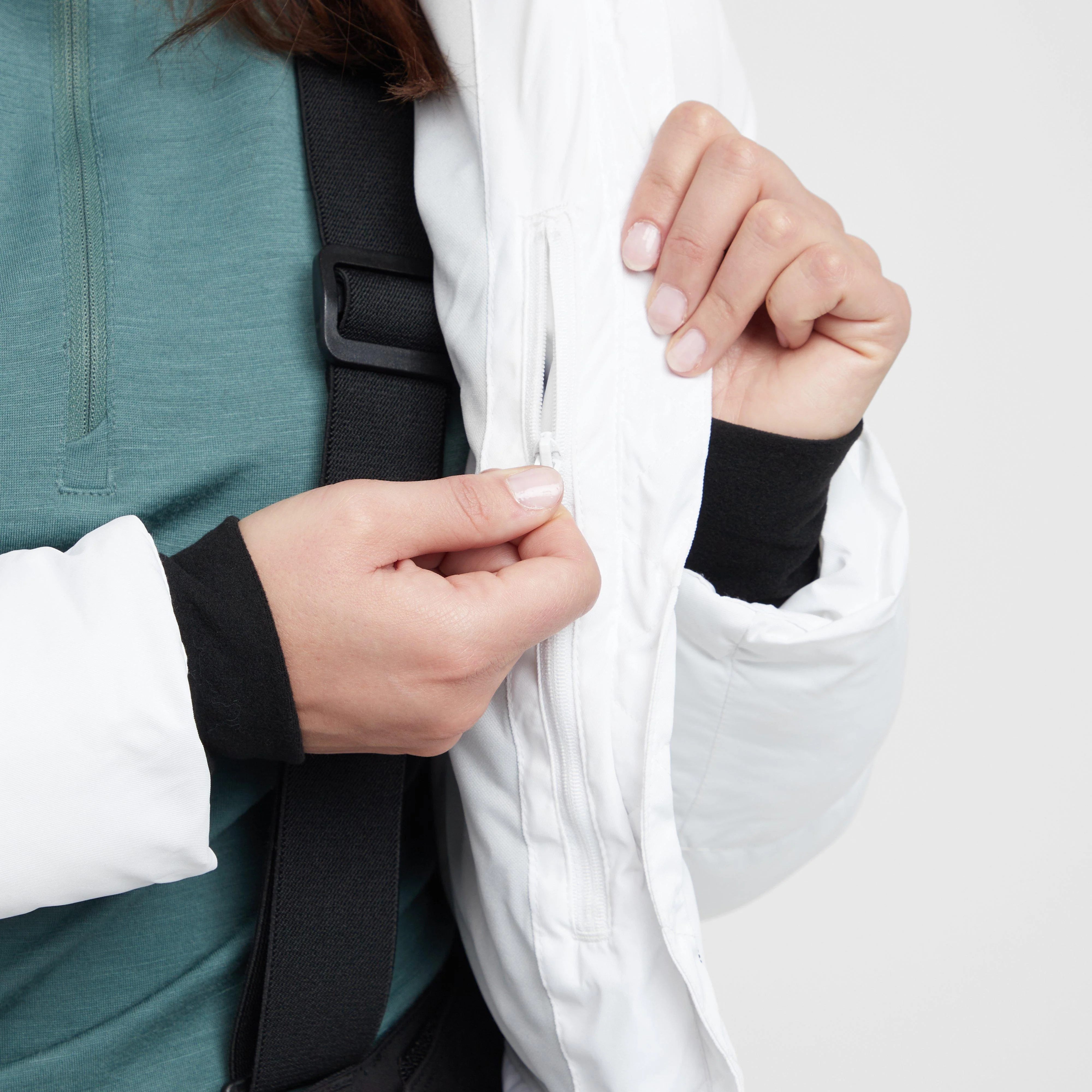Women's Glamourize V Baffled Ski Jacket - Image 10