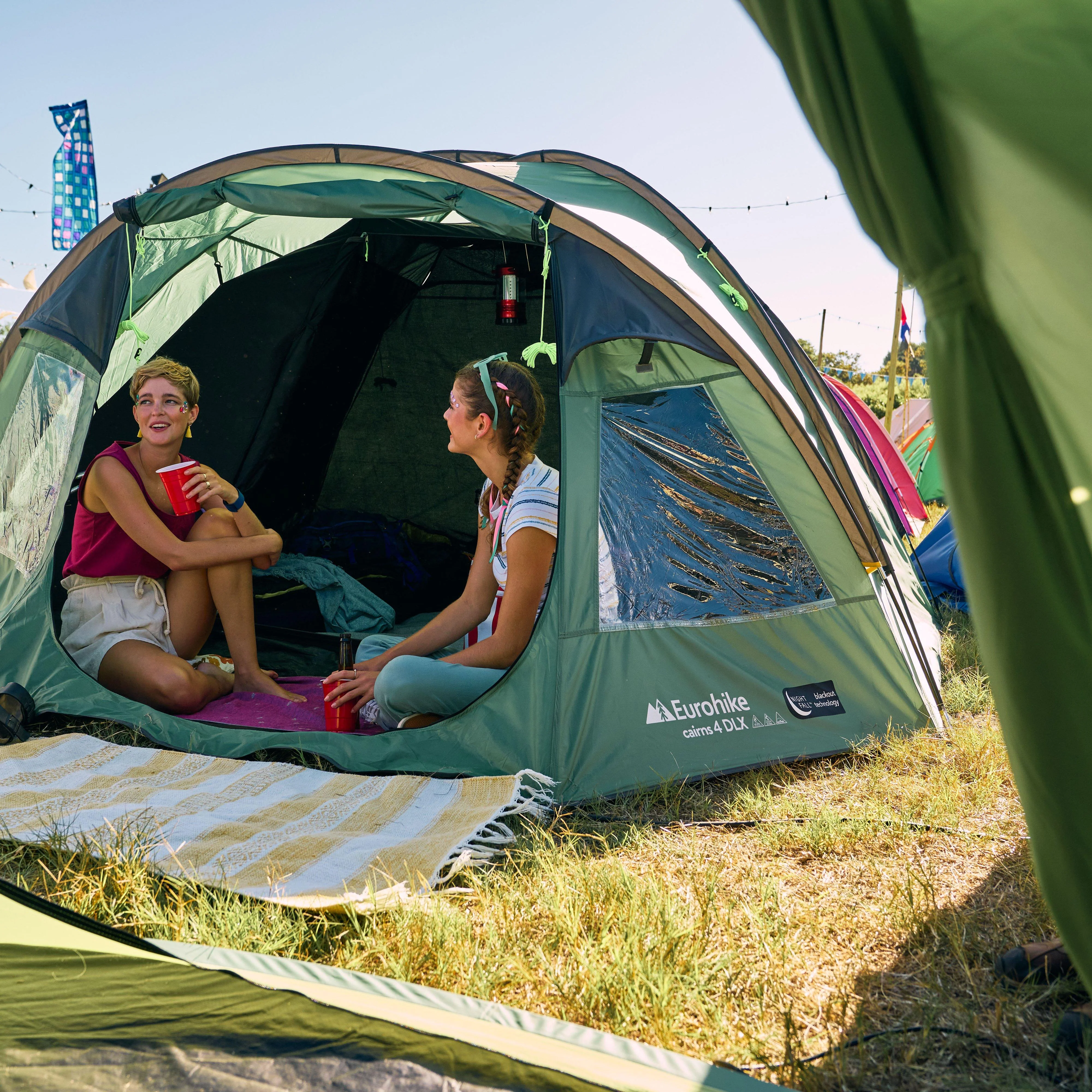 Cairns 4 Deluxe Nightfall™ Tent - Image 5