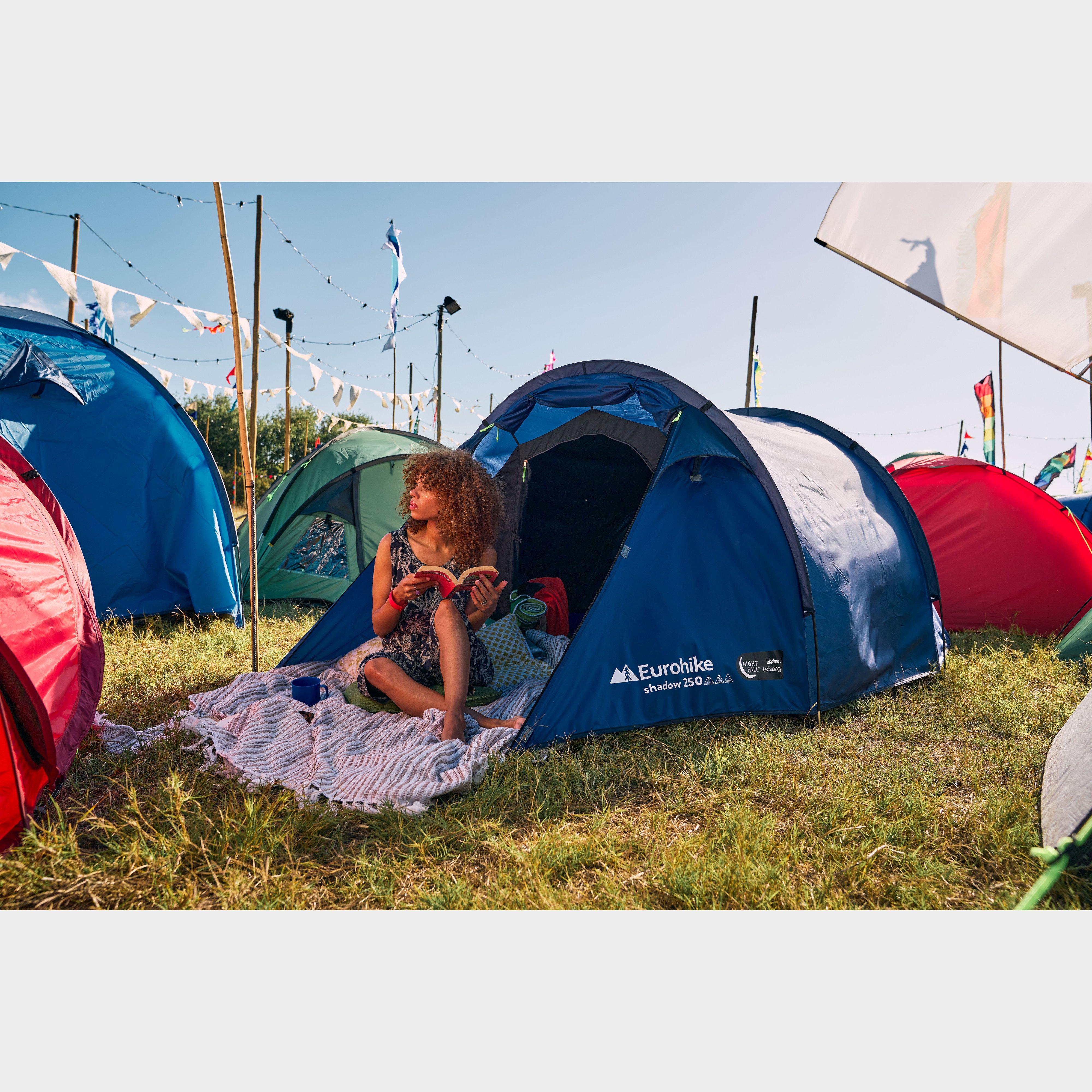 Shadow 250 Nightfall Tunnel Tent - Image 3