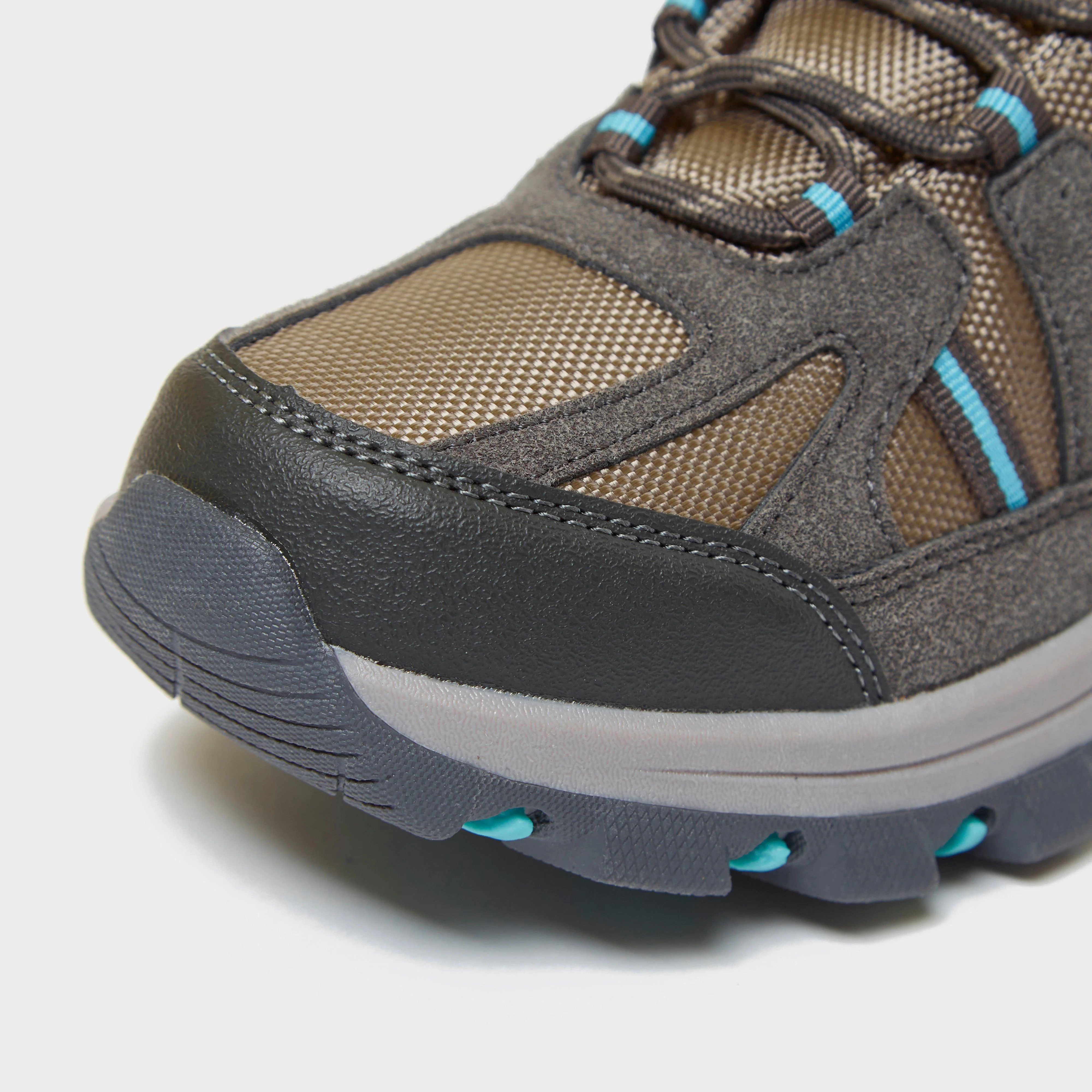 Women's Buxton Walking Shoe - Image 4