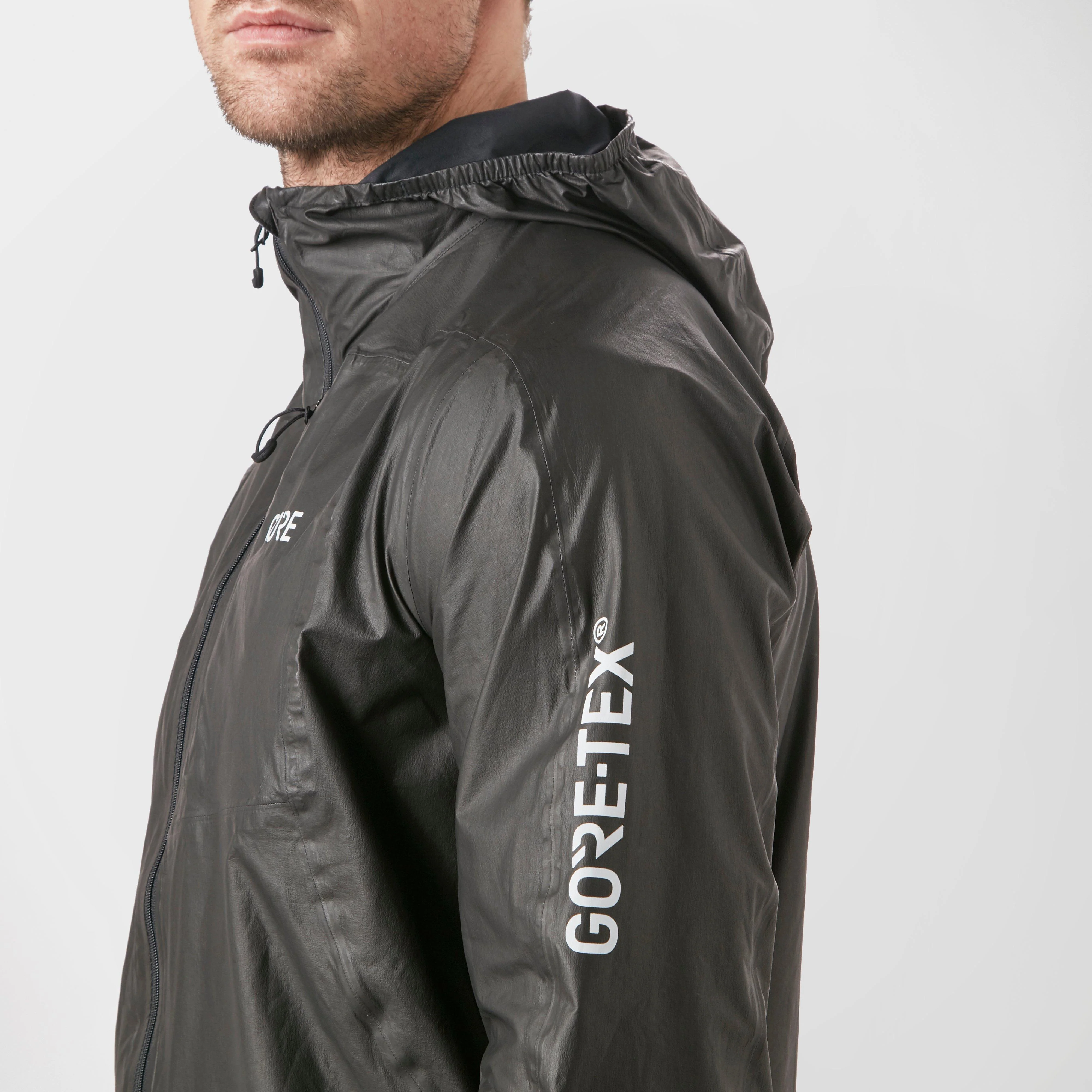 Men’s R7 Shakedry™ GORE-TEX® Hooded Jacket - Image 5