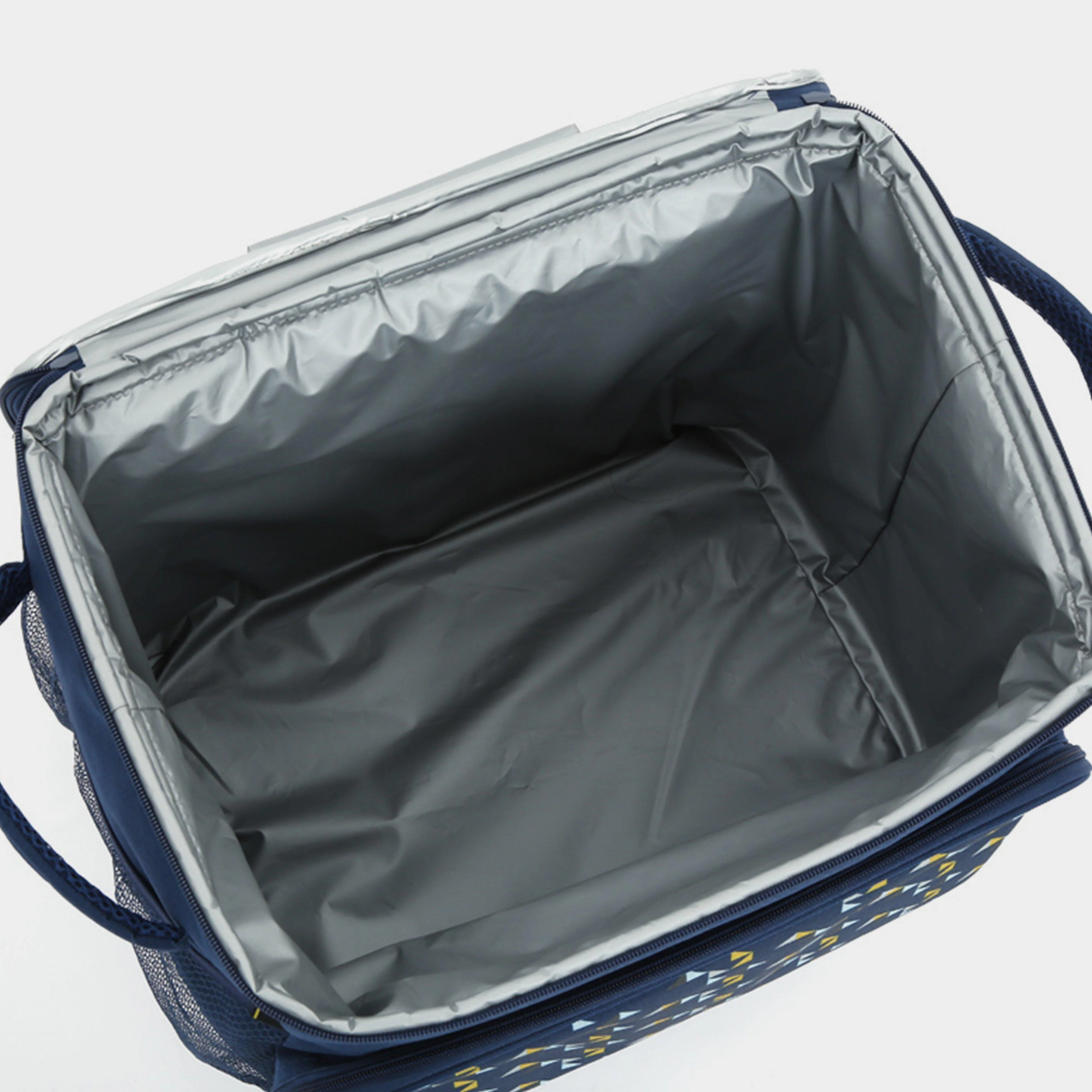 Delta Wheeled Cool Bag (40L) - Image 3