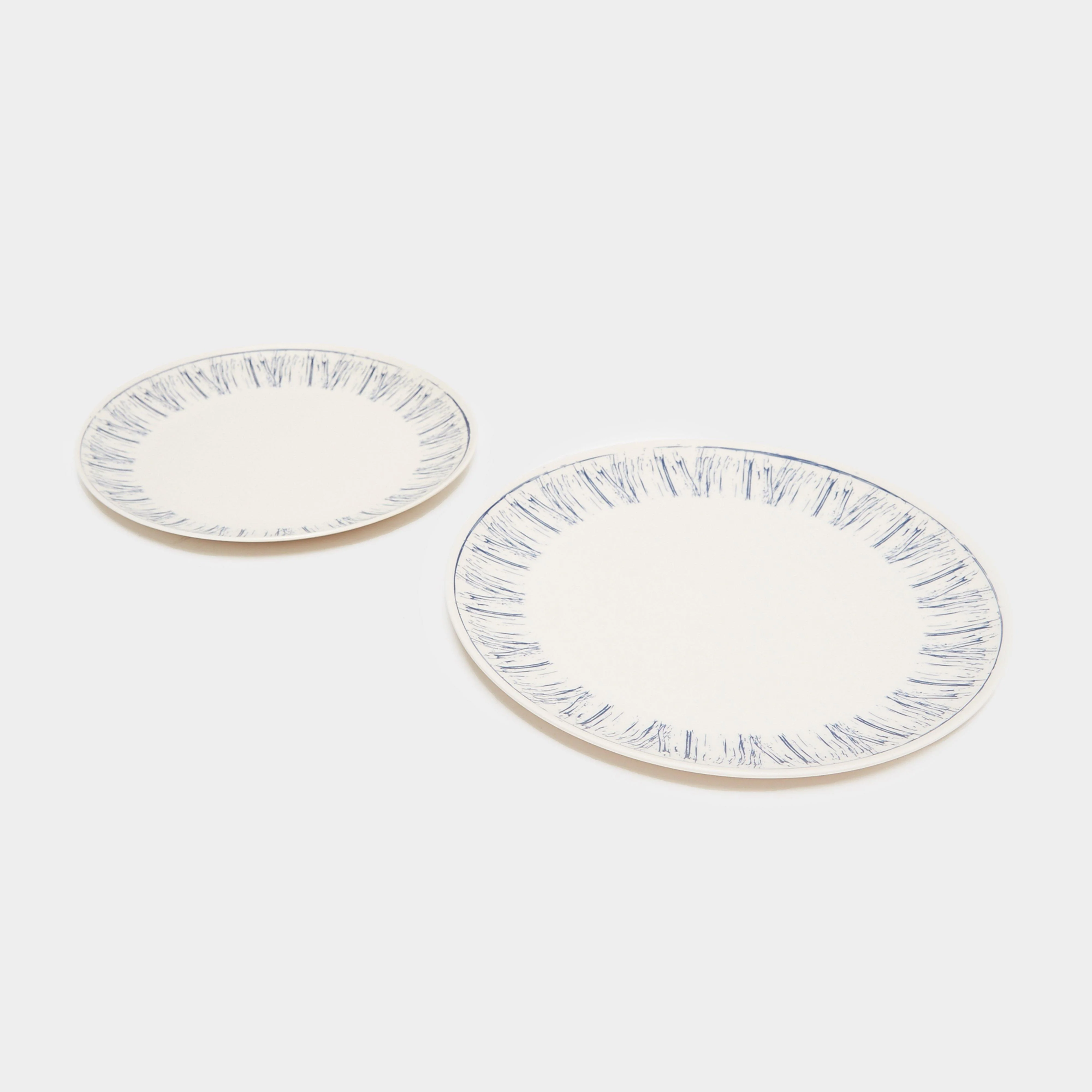 Hi Gear 16 Piece Bamboo Tableware Set - Image 3