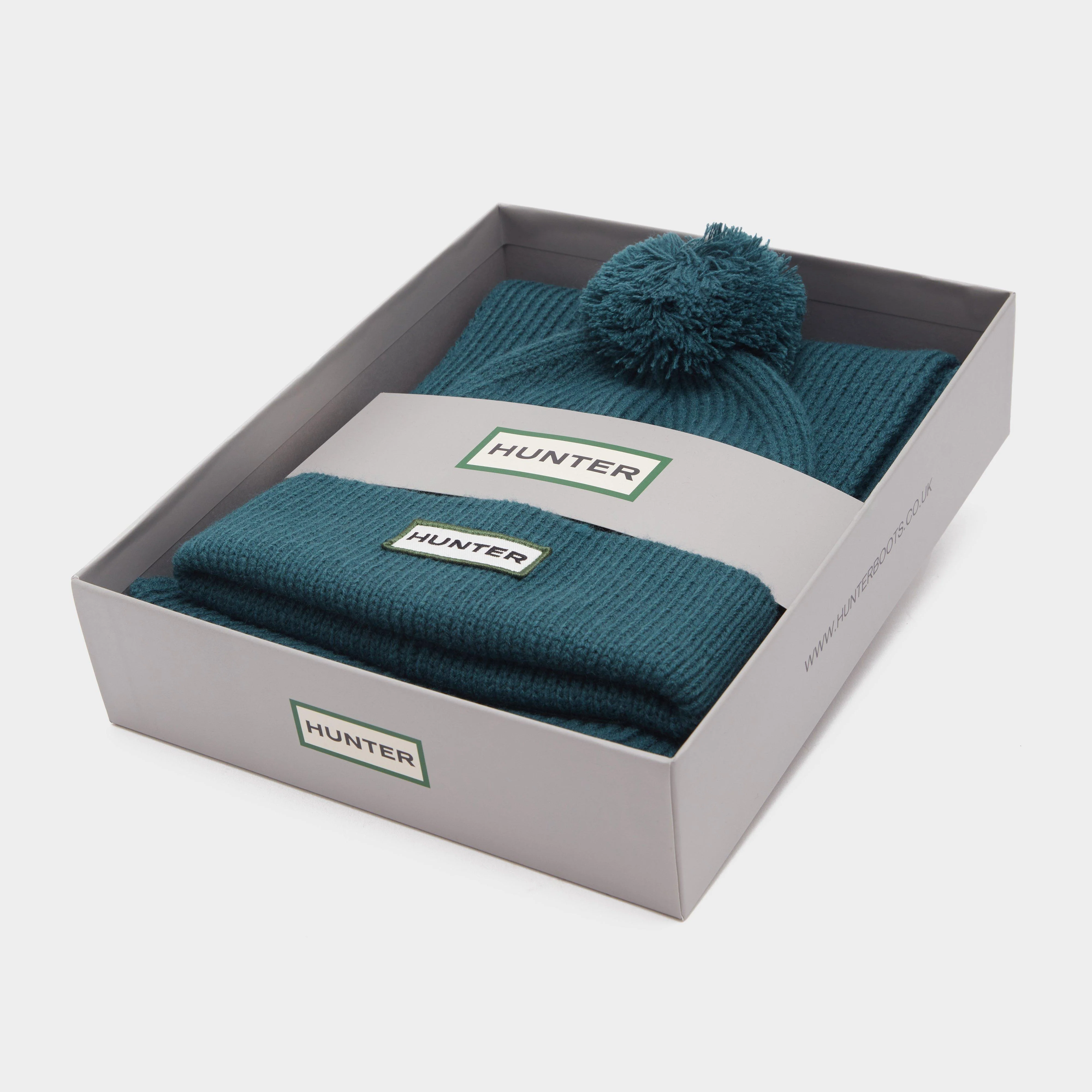 Unisex Green Label Bobble Hat Gift Set - Image 7