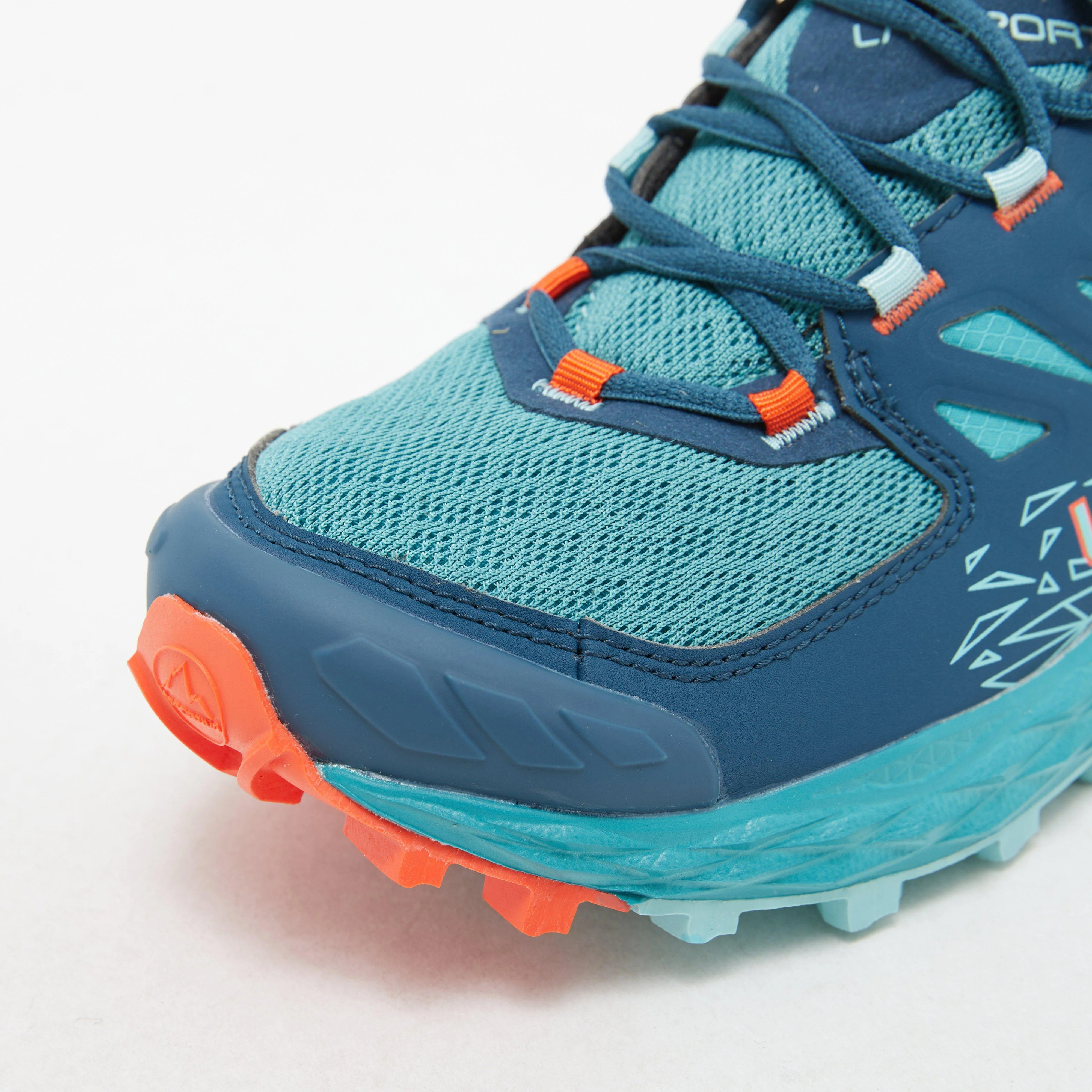 Women’s Lycan II Running Shoes - Image 4