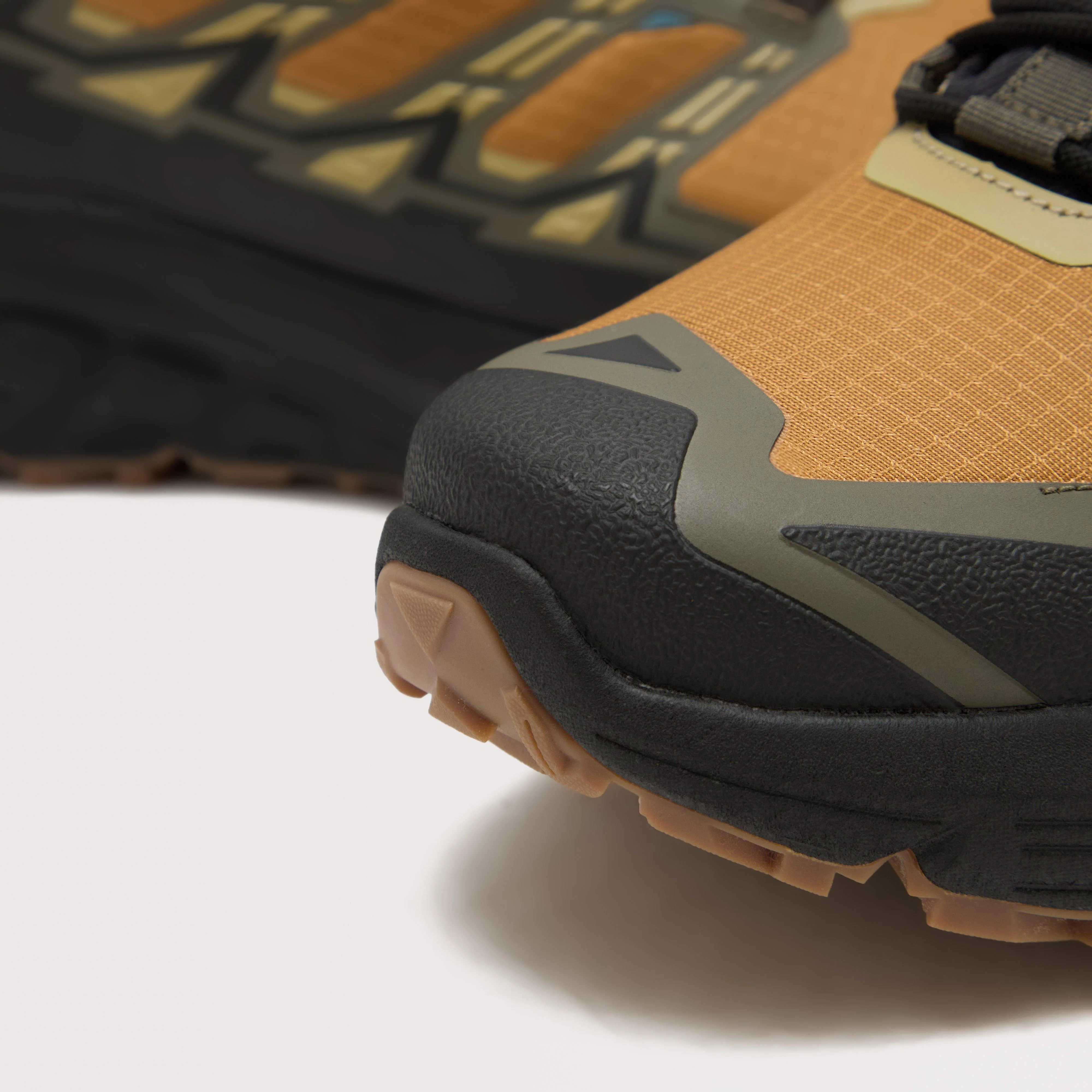 Men’s Flux Lite Waterproof Walking Shoes - Image 4