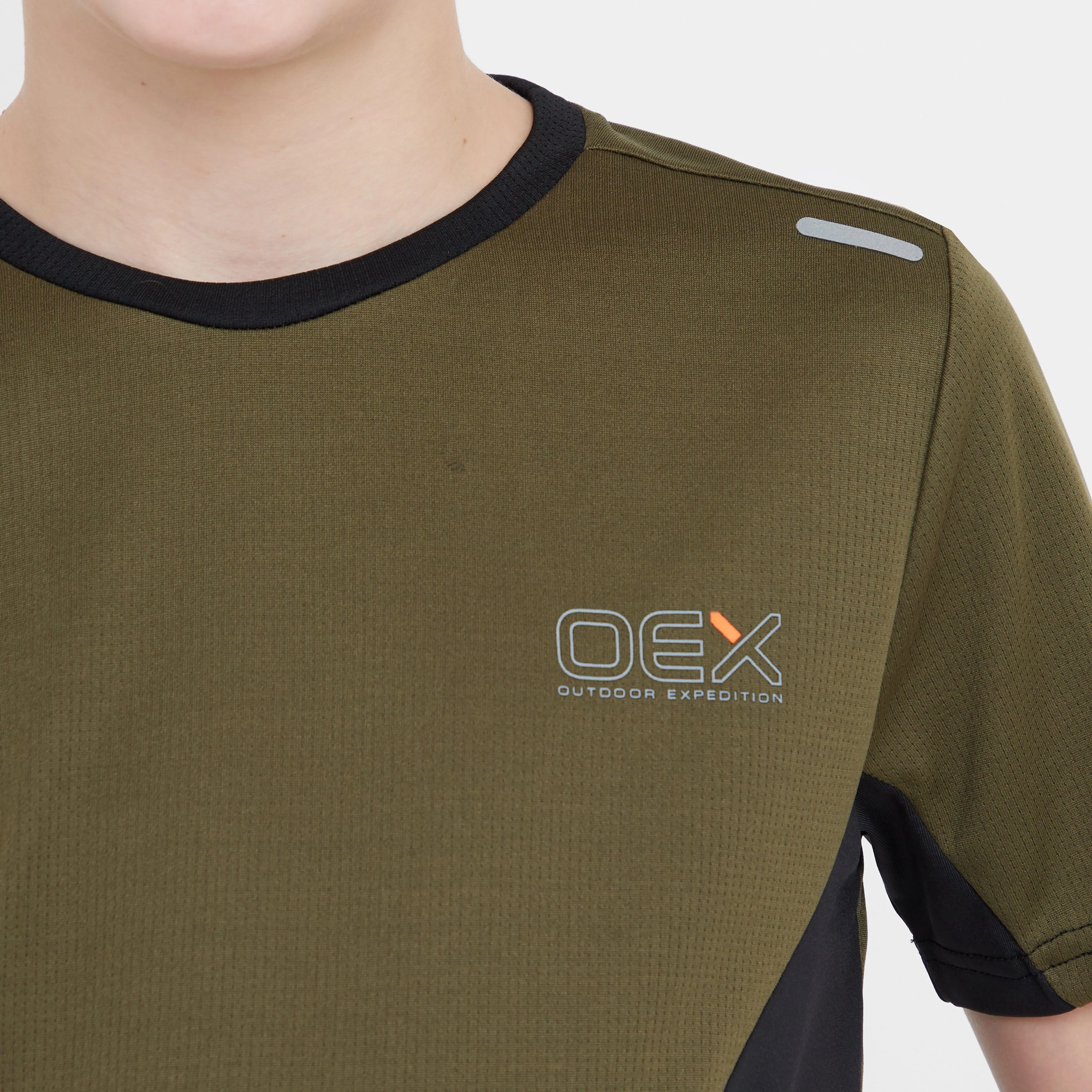 Kids’ Nuttall T-Shirt - Image 4