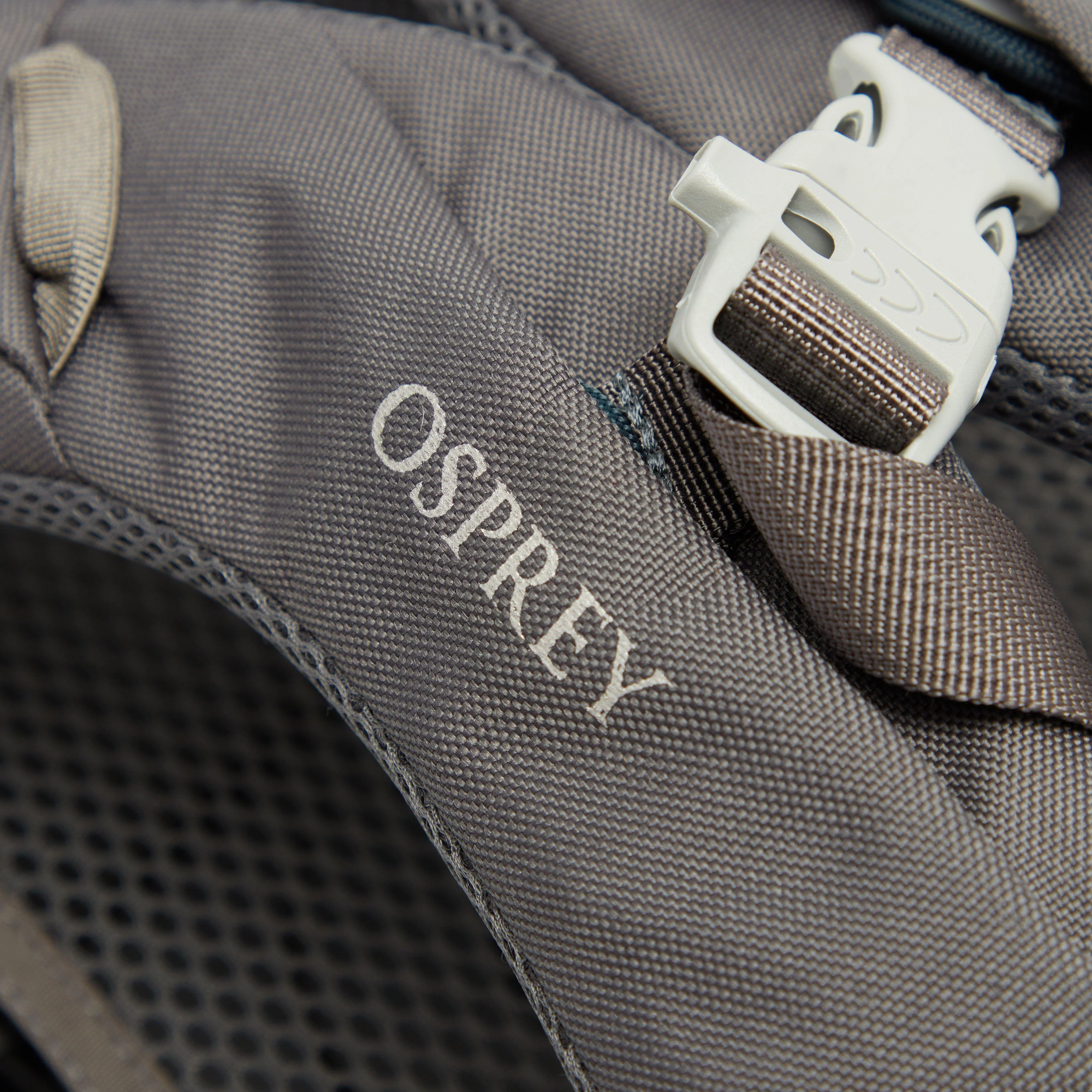 Women’s Renn 65L Rucksack - Image 6