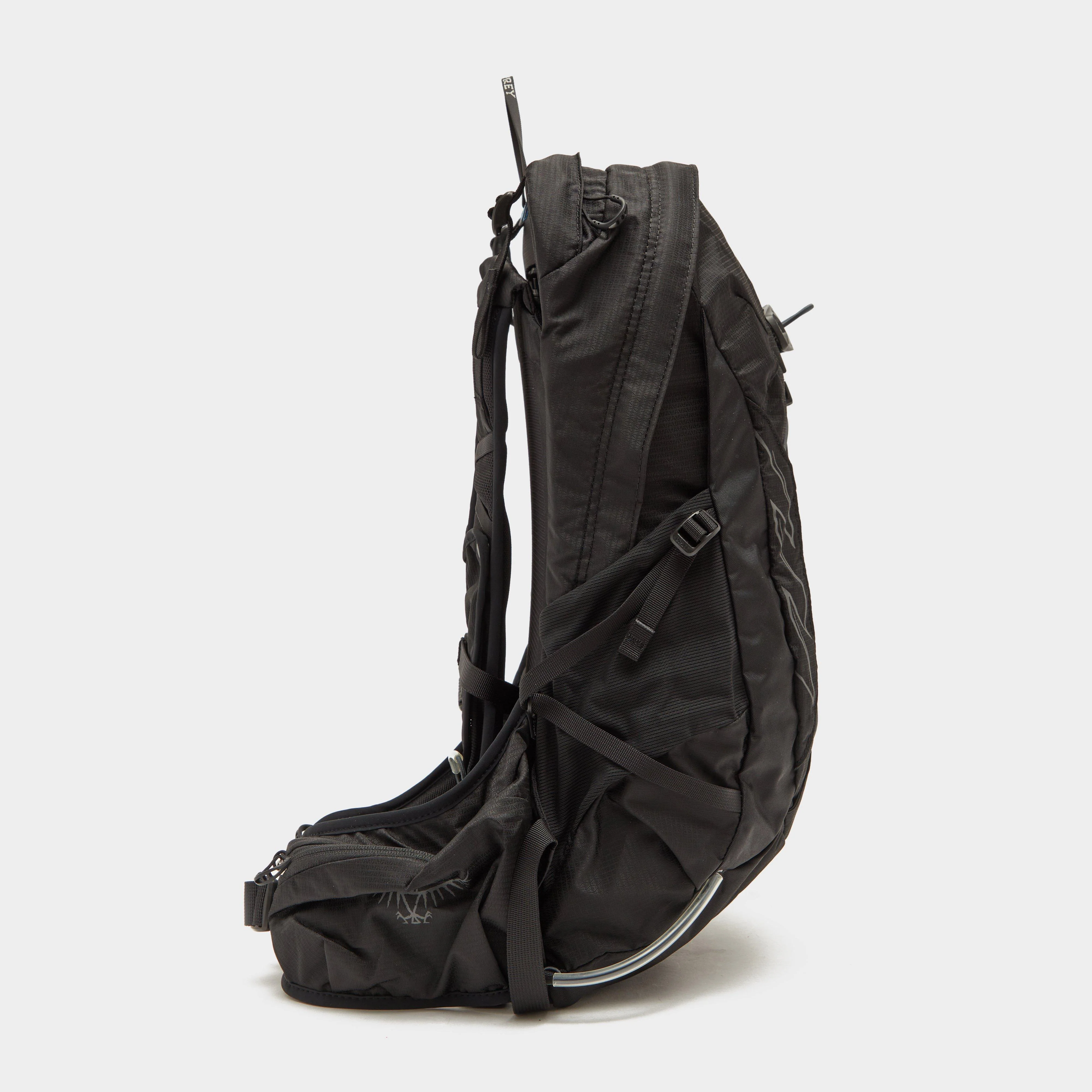 Women's Tempest 9L Daypack - Image 3