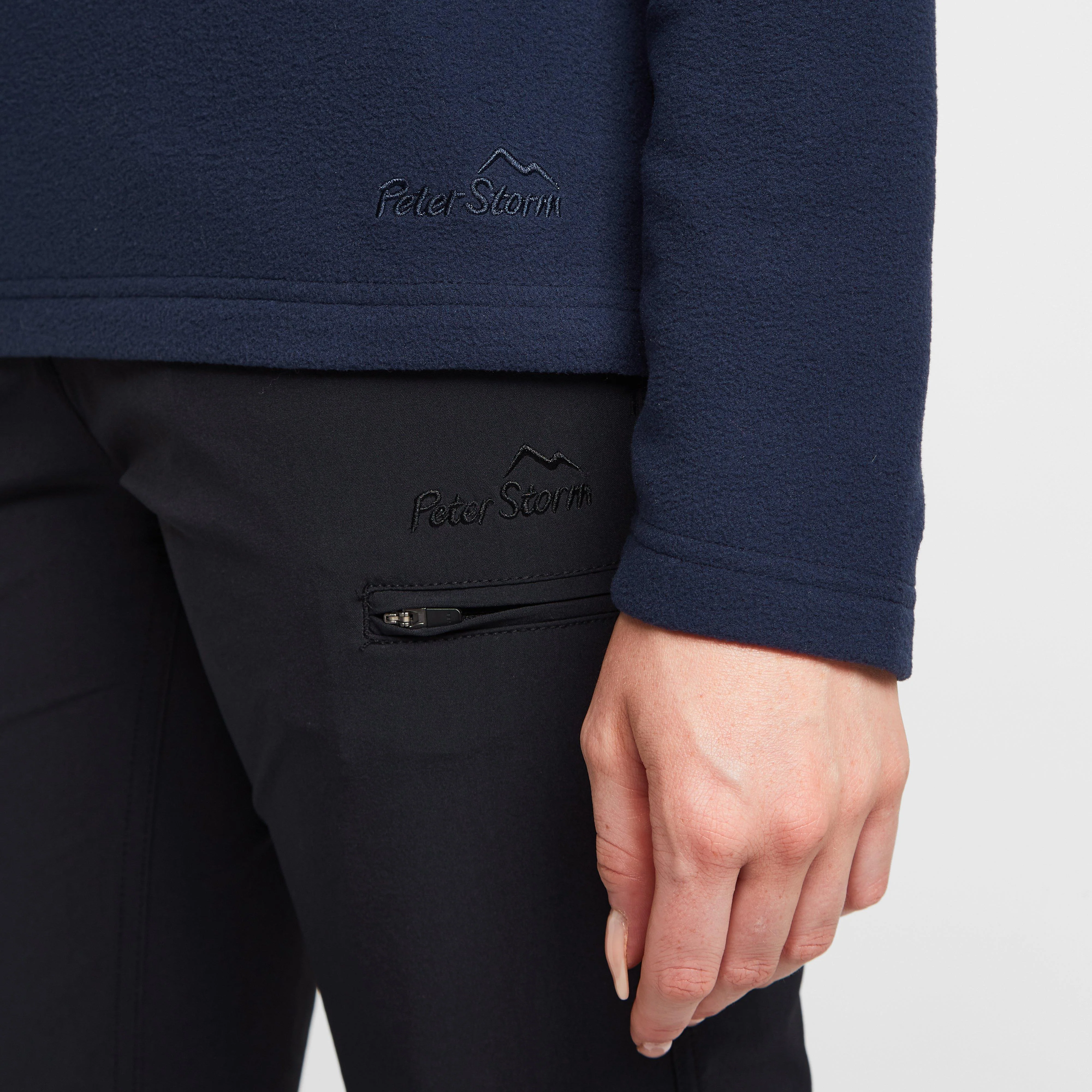 Women’s Bracken V Top - Image 4