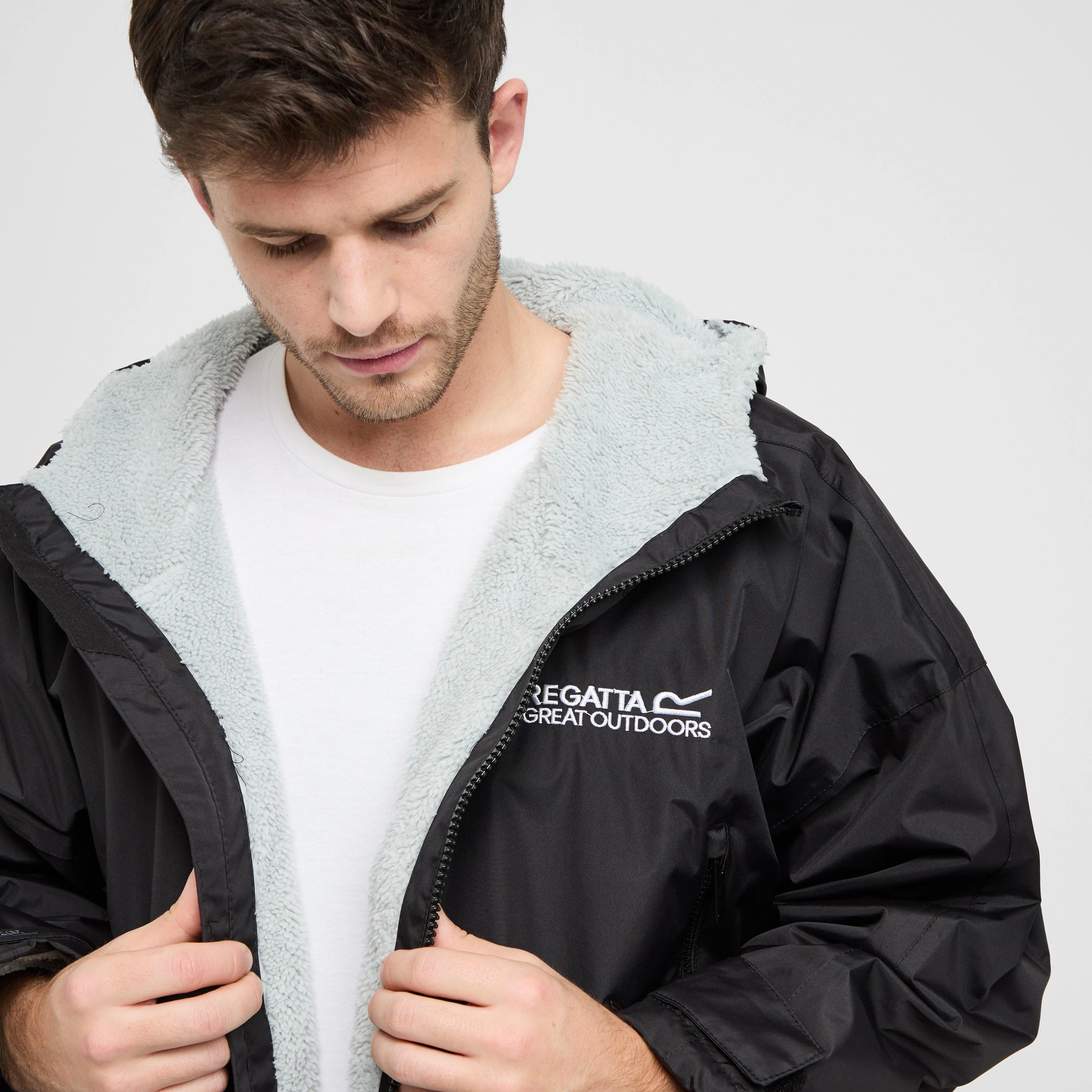 Waterproof Changing Robe - Image 6