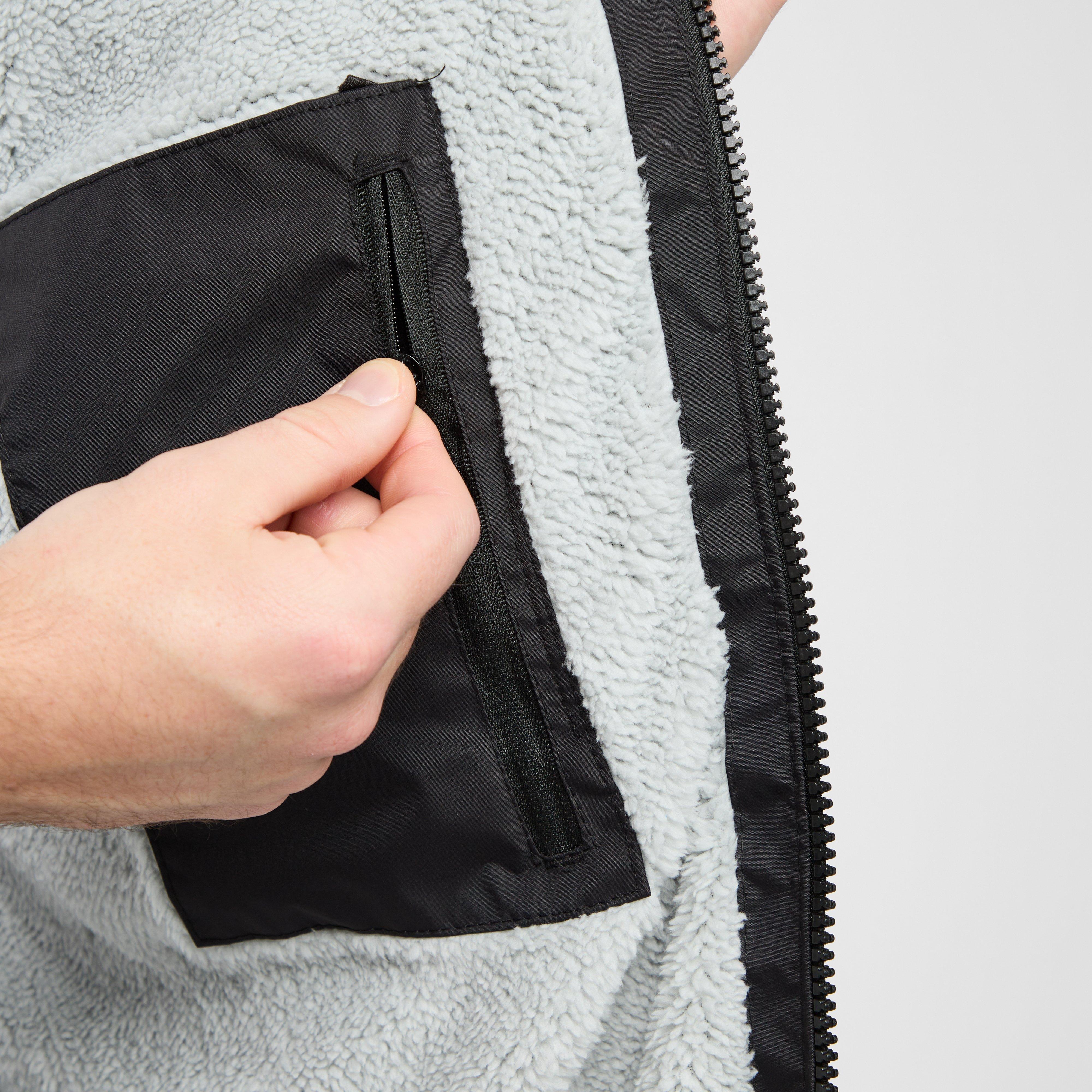 Waterproof Changing Robe - Image 9