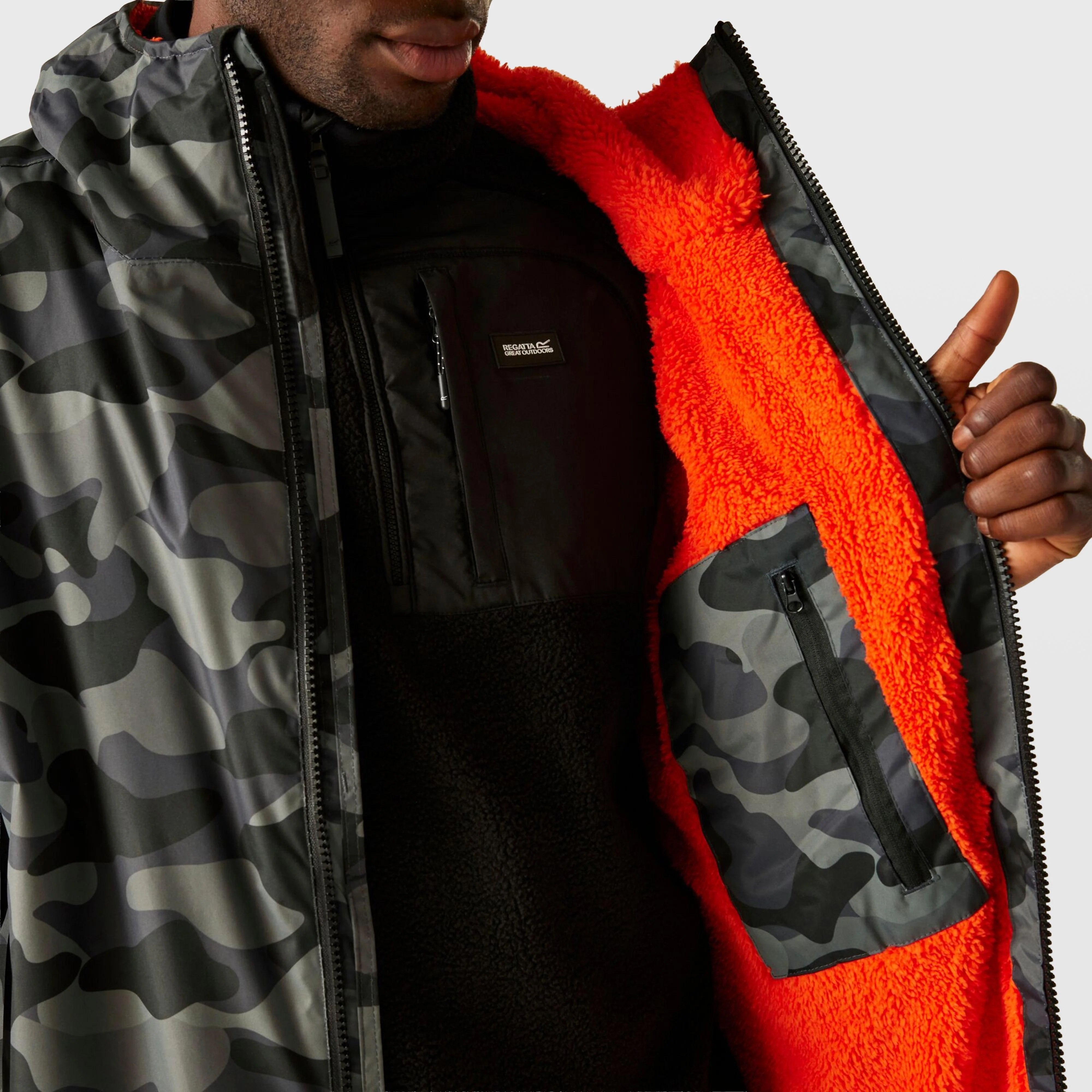 Waterproof Changing Robe - Image 19