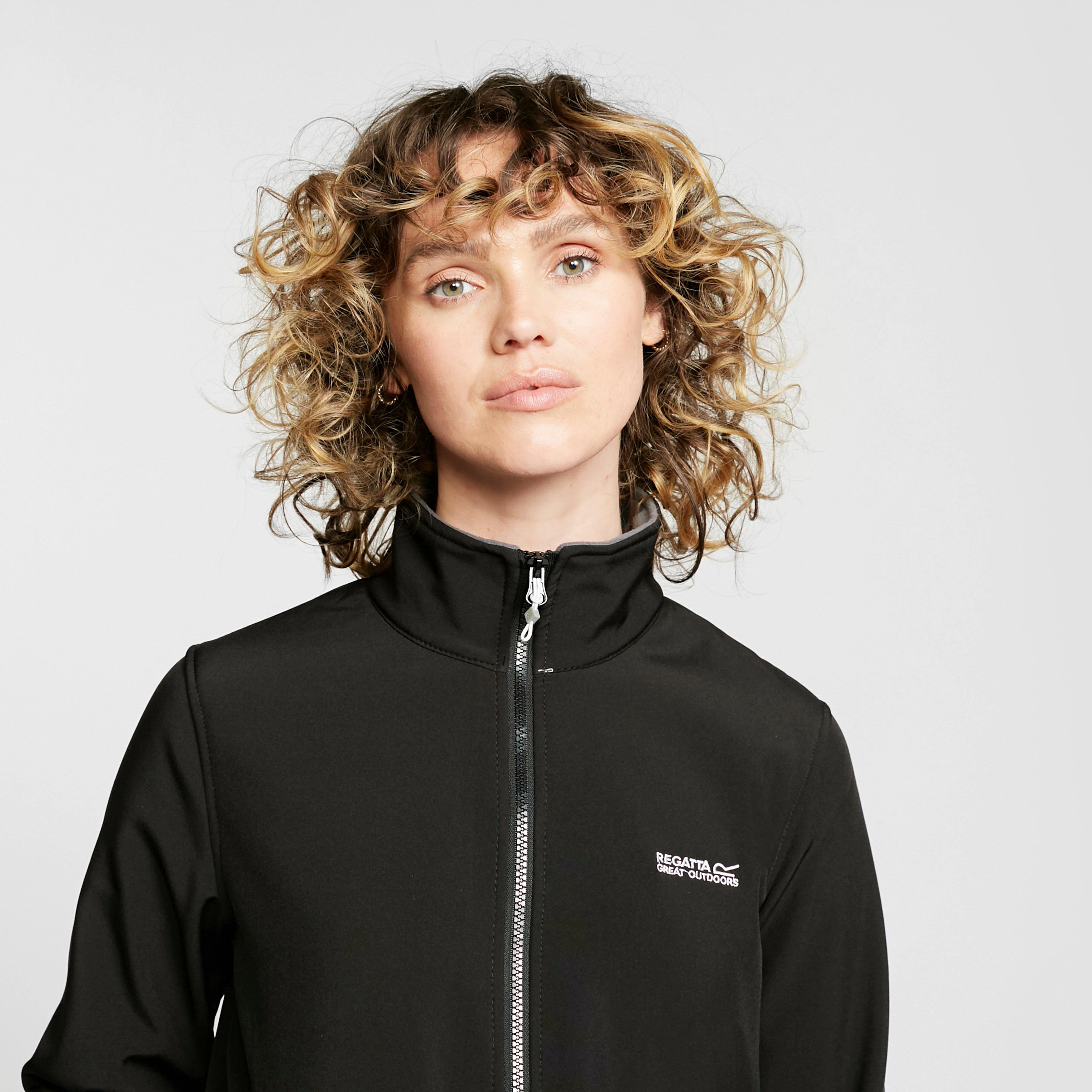 Women’s Connie V Softshell Jacket - Image 4