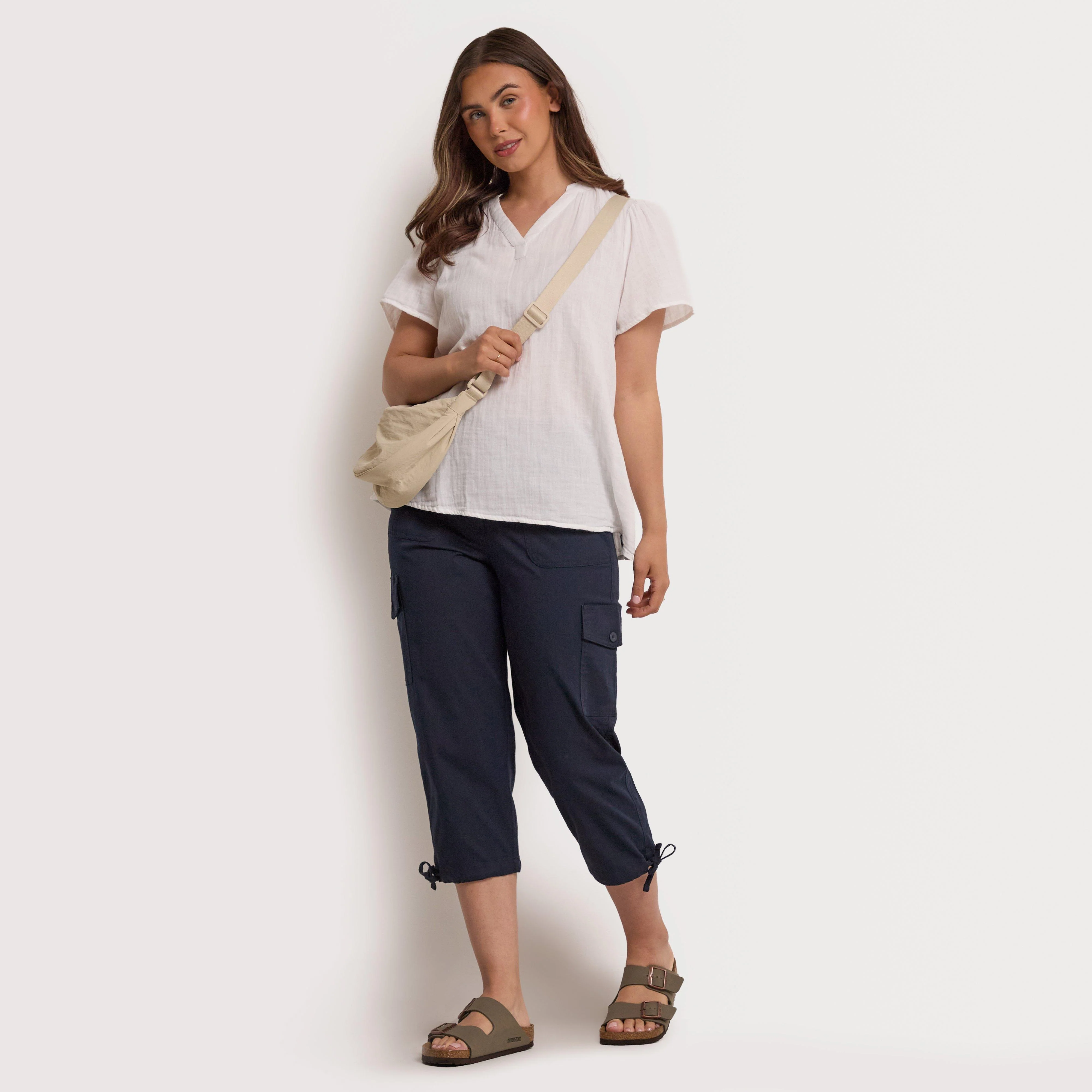 Women’s Shorebella Capri Trousers - Image 3