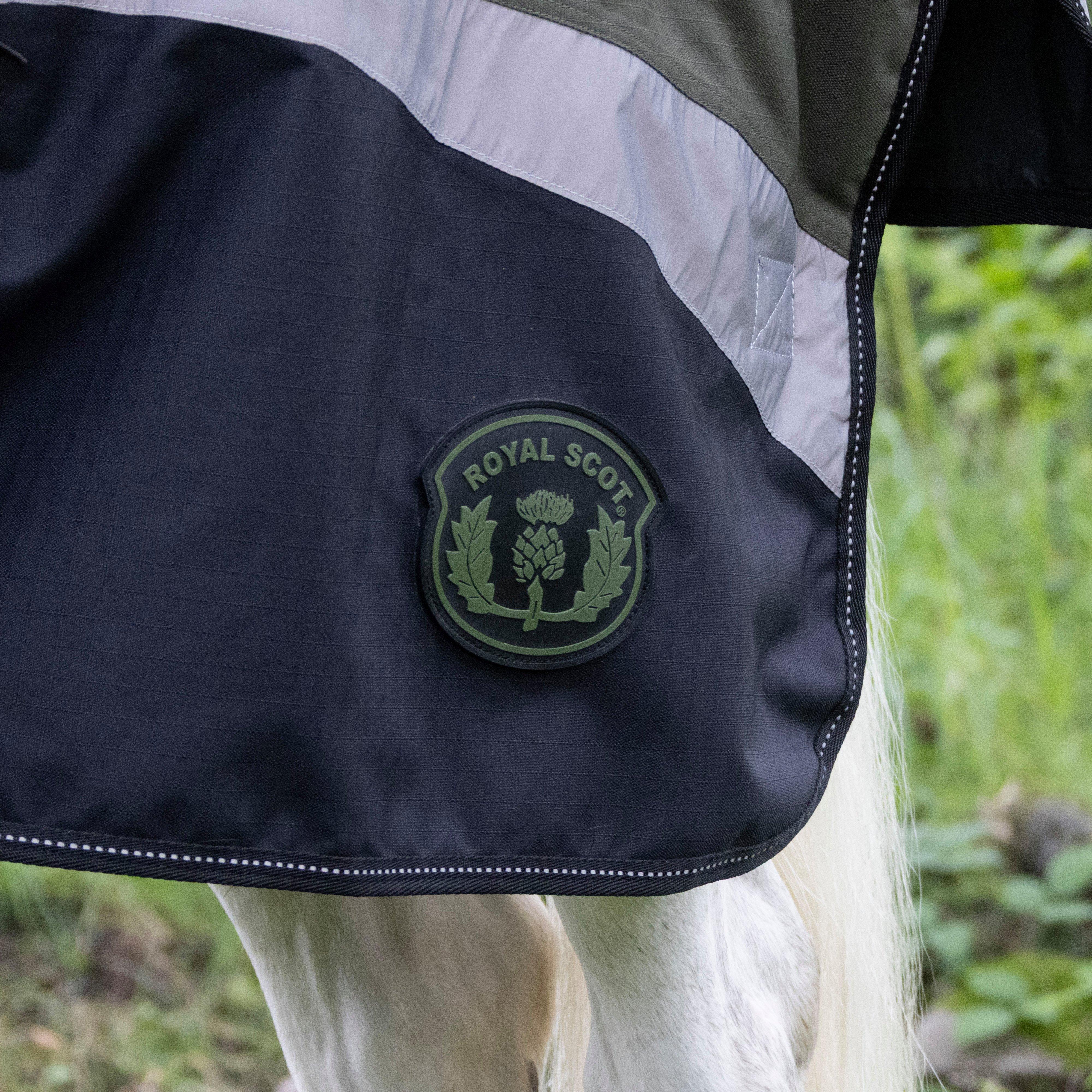 Pro 200g Turnout Rug - Image 9