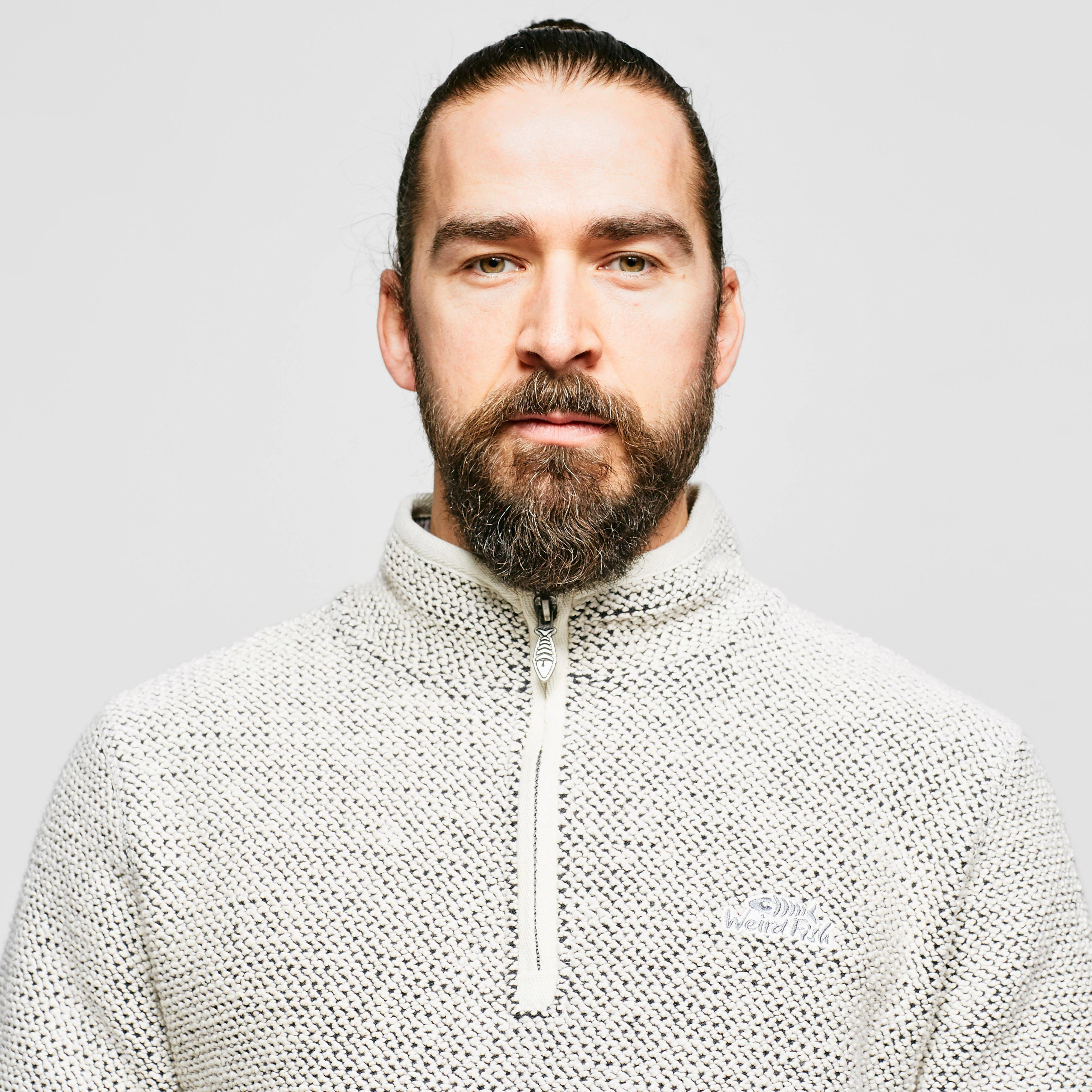 Men’s Stern Quarter-Zip Macaroni Sweater - Image 4