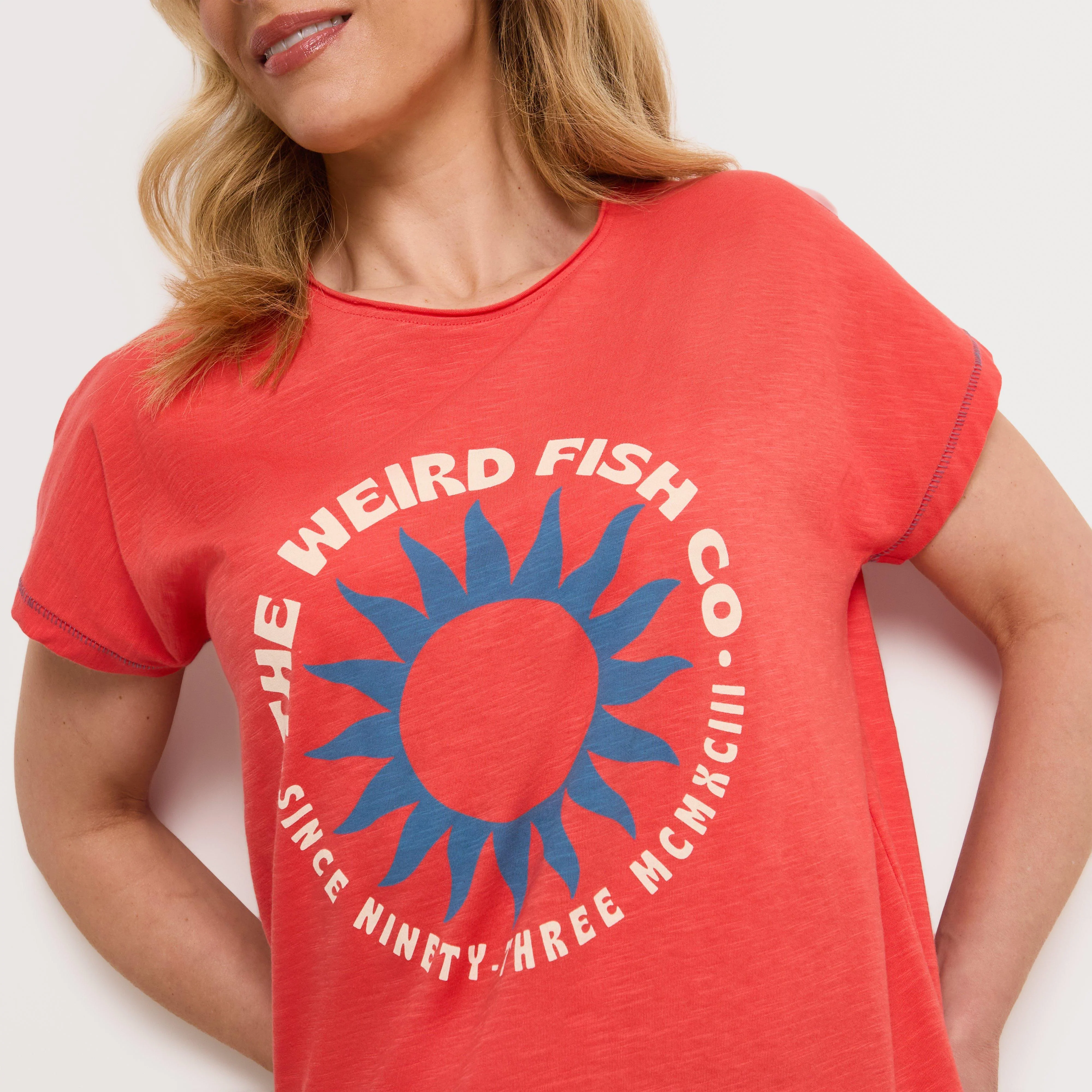Women’s Sun Rays Front Print Graphic T-Shirt - Image 3