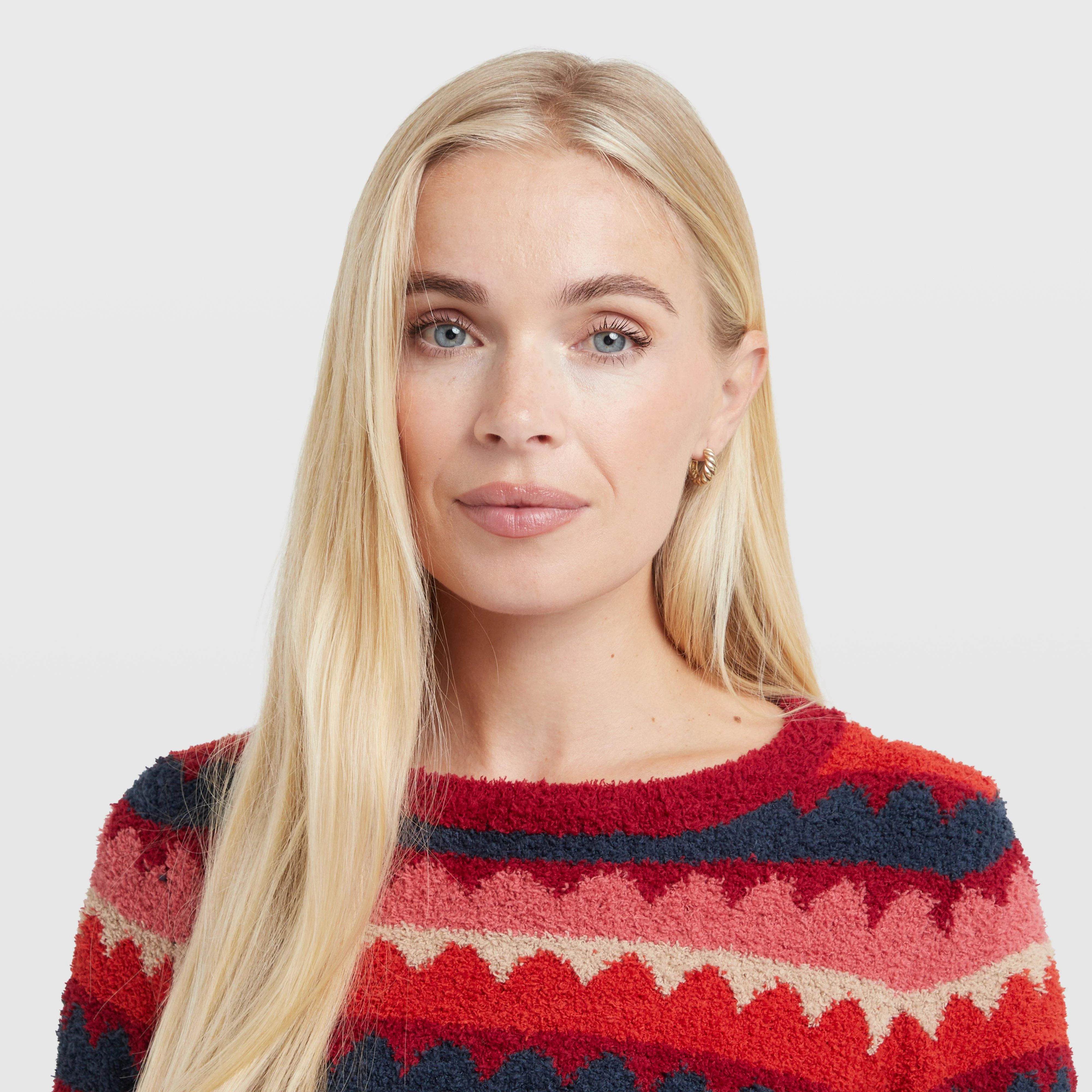 Women's Tyla Cosy Knit Scalloped Jumper - Image 4
